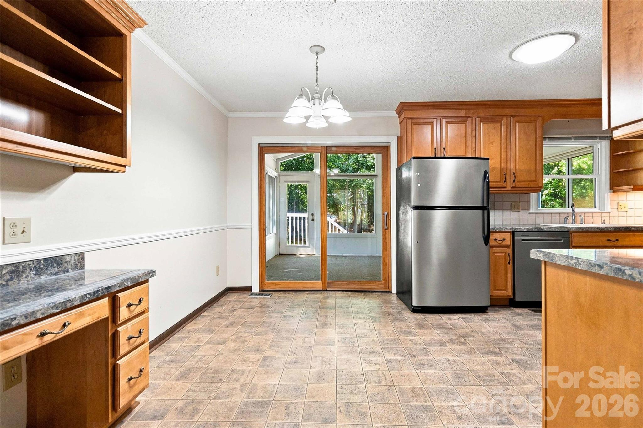 5000 Cedar Forest Drive Property Photo 8