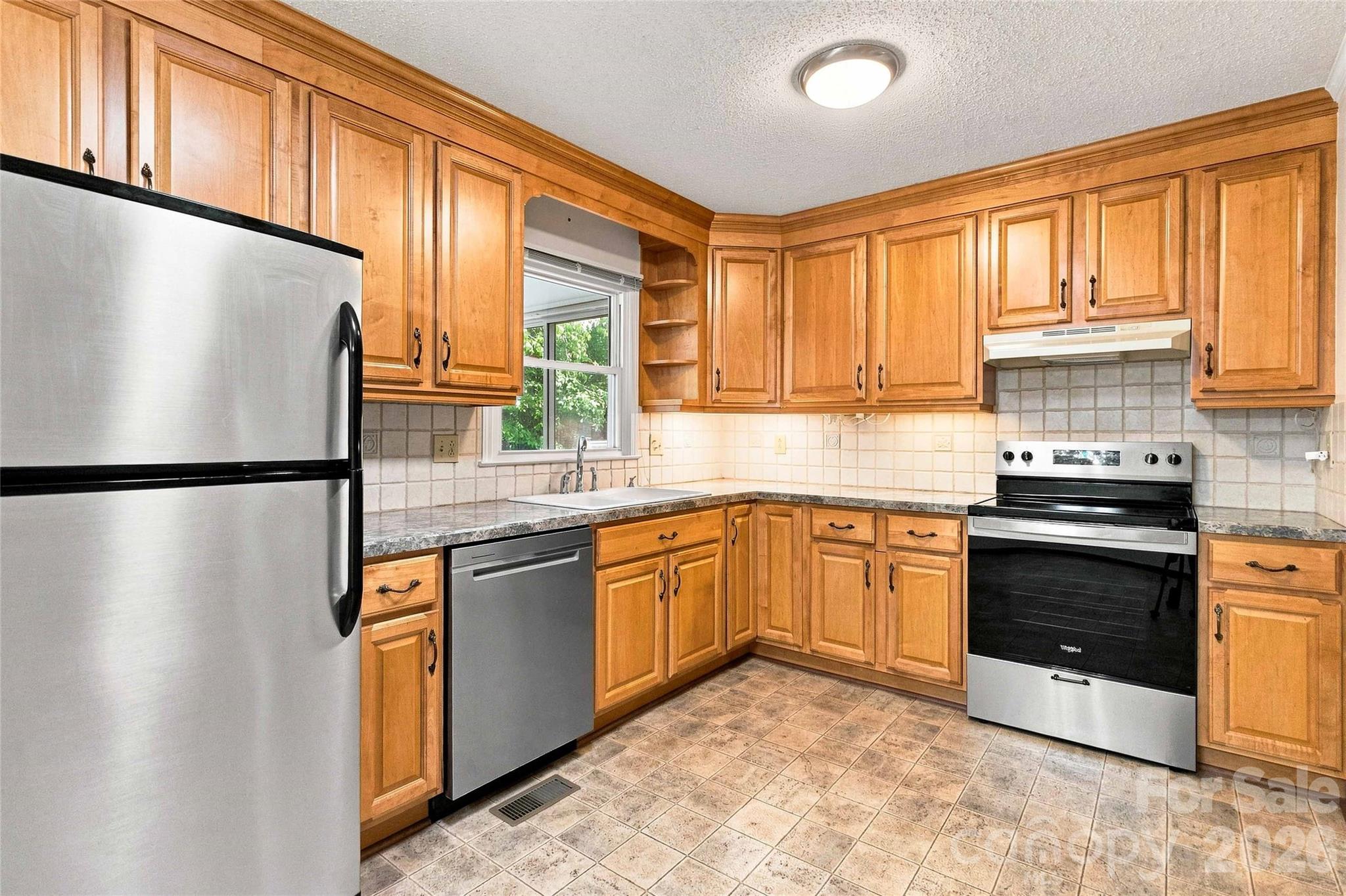 5000 Cedar Forest Drive Property Photo 12