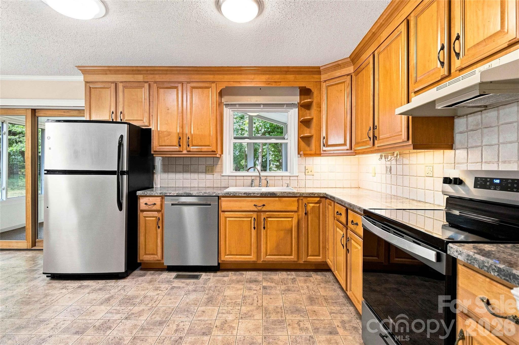 5000 Cedar Forest Drive Property Photo 14