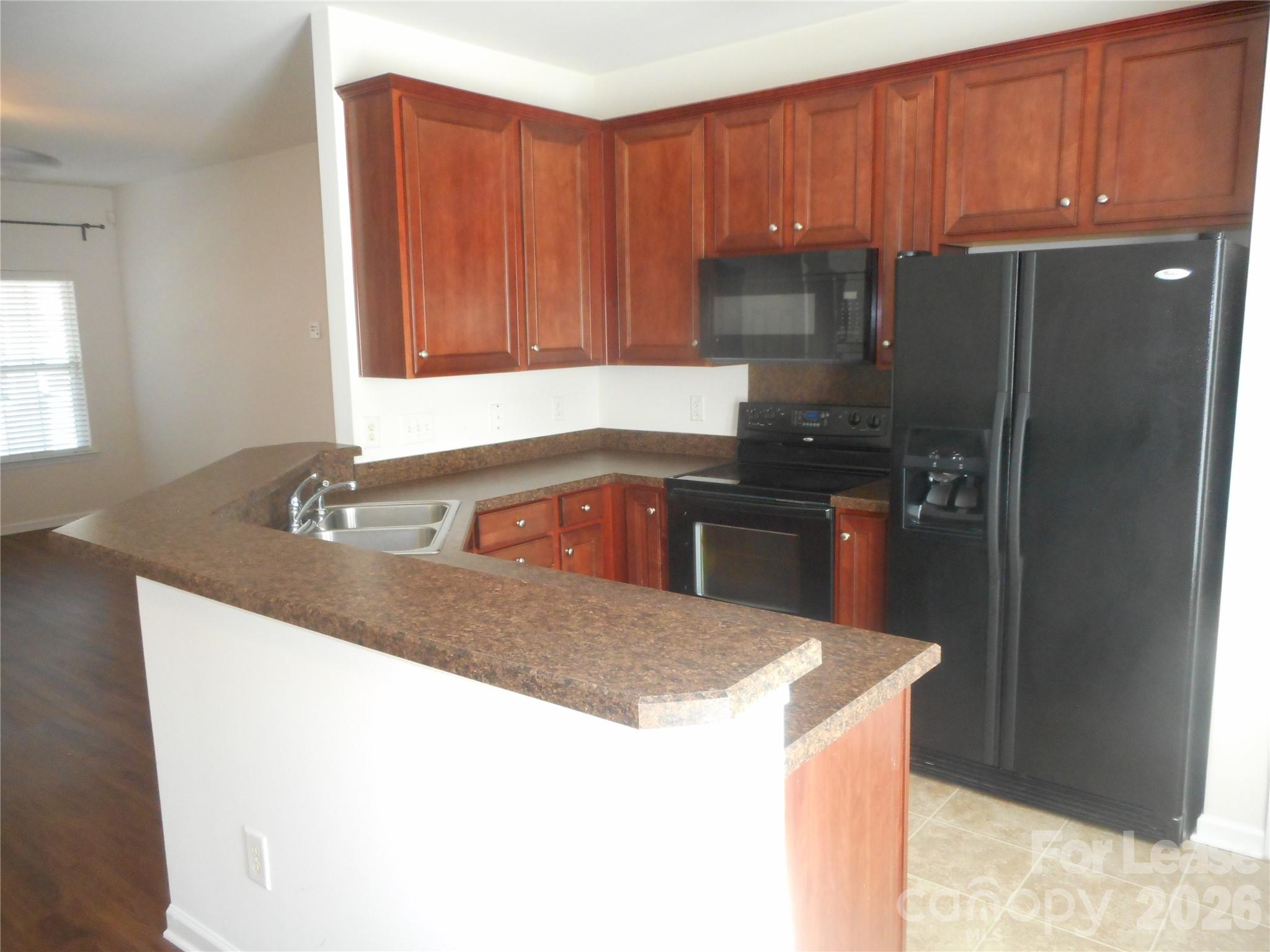 2331 Crosscut Drive Property Photo 3