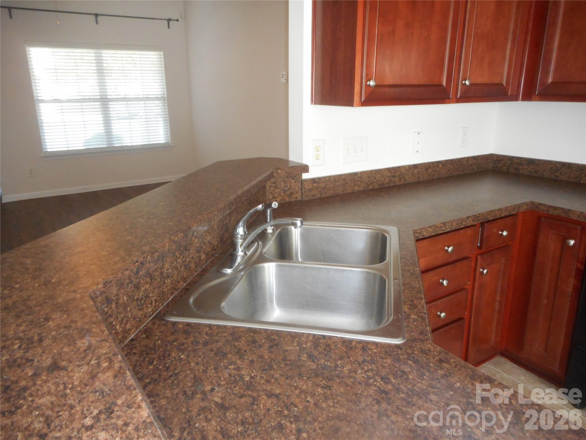 2331 Crosscut Drive Property Photo 4