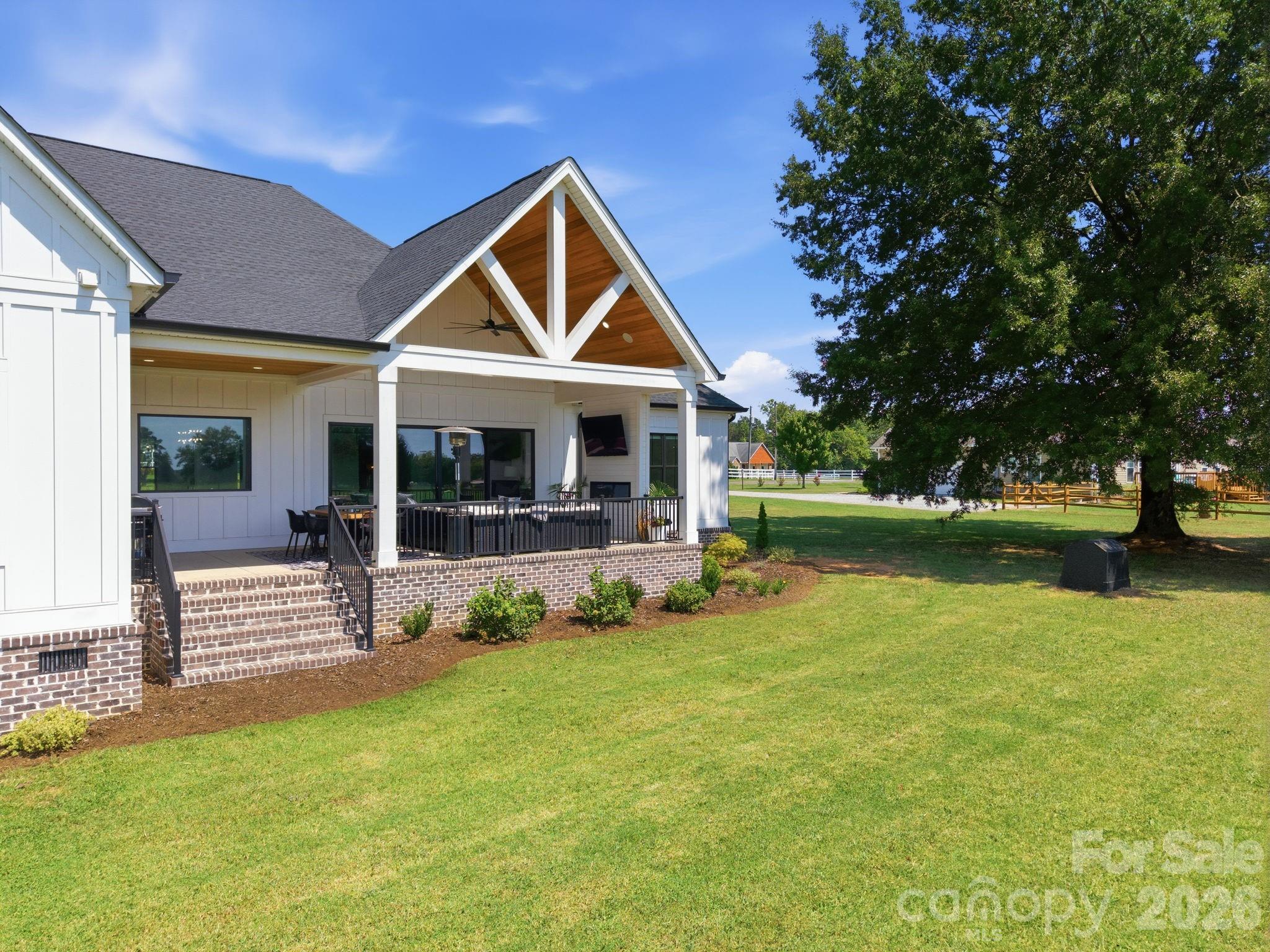 720 Trexler Loop Property Photo 42