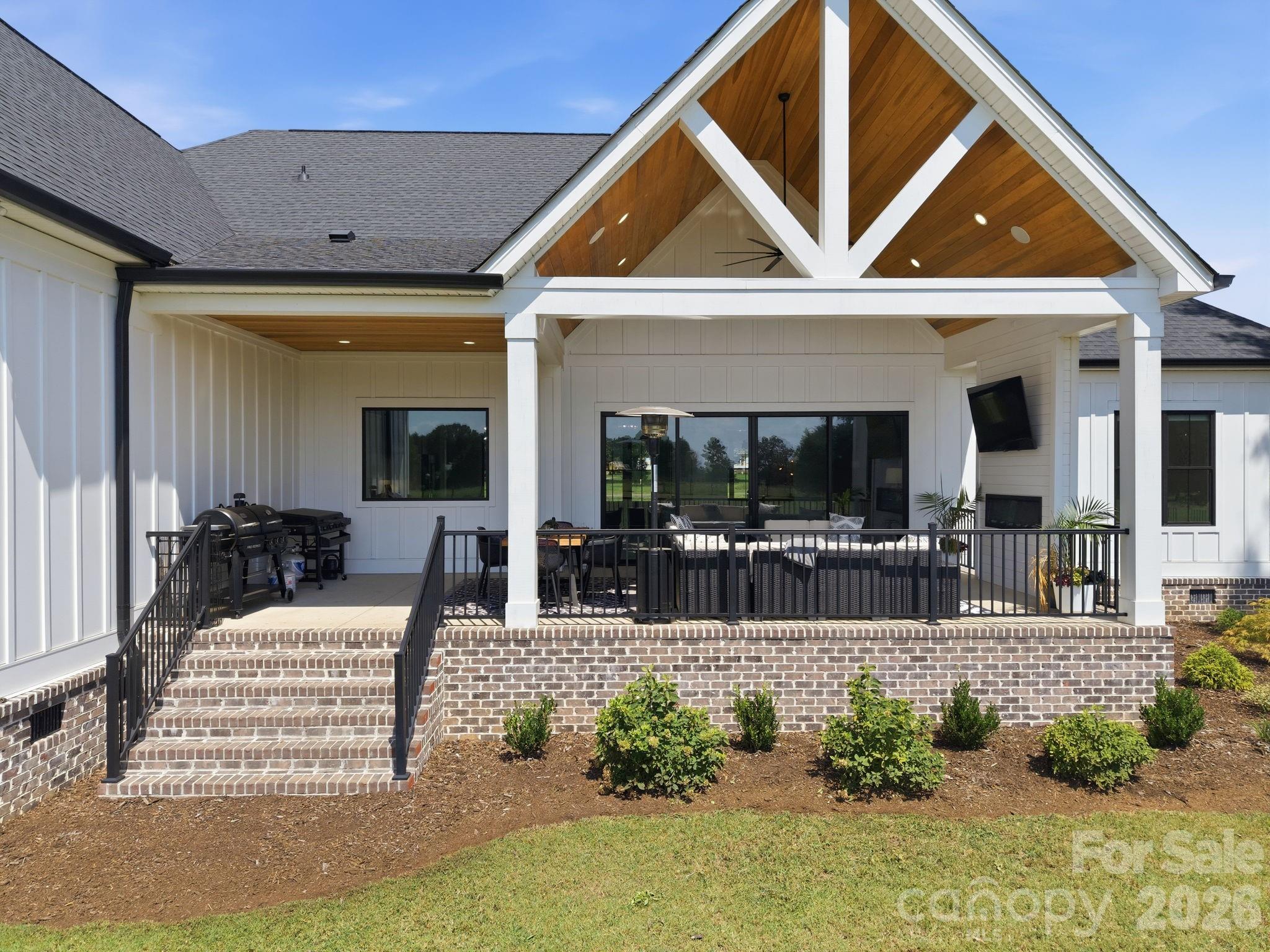 720 Trexler Loop Property Photo 43
