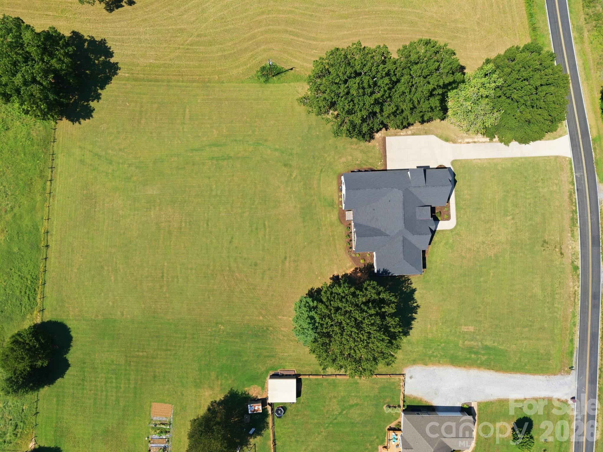720 Trexler Loop Property Photo 44