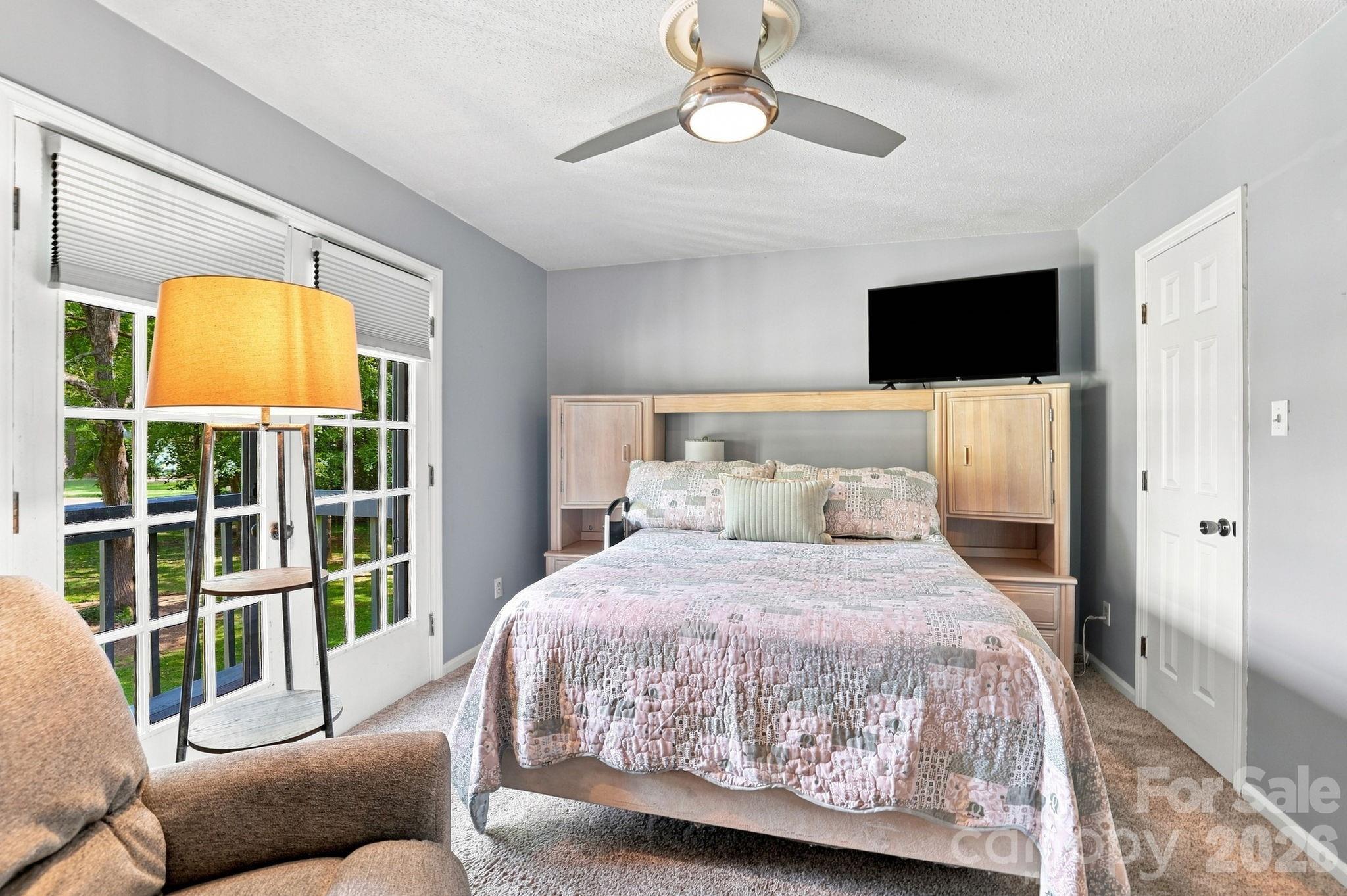 5421 Woodside Drive Property Photo 14