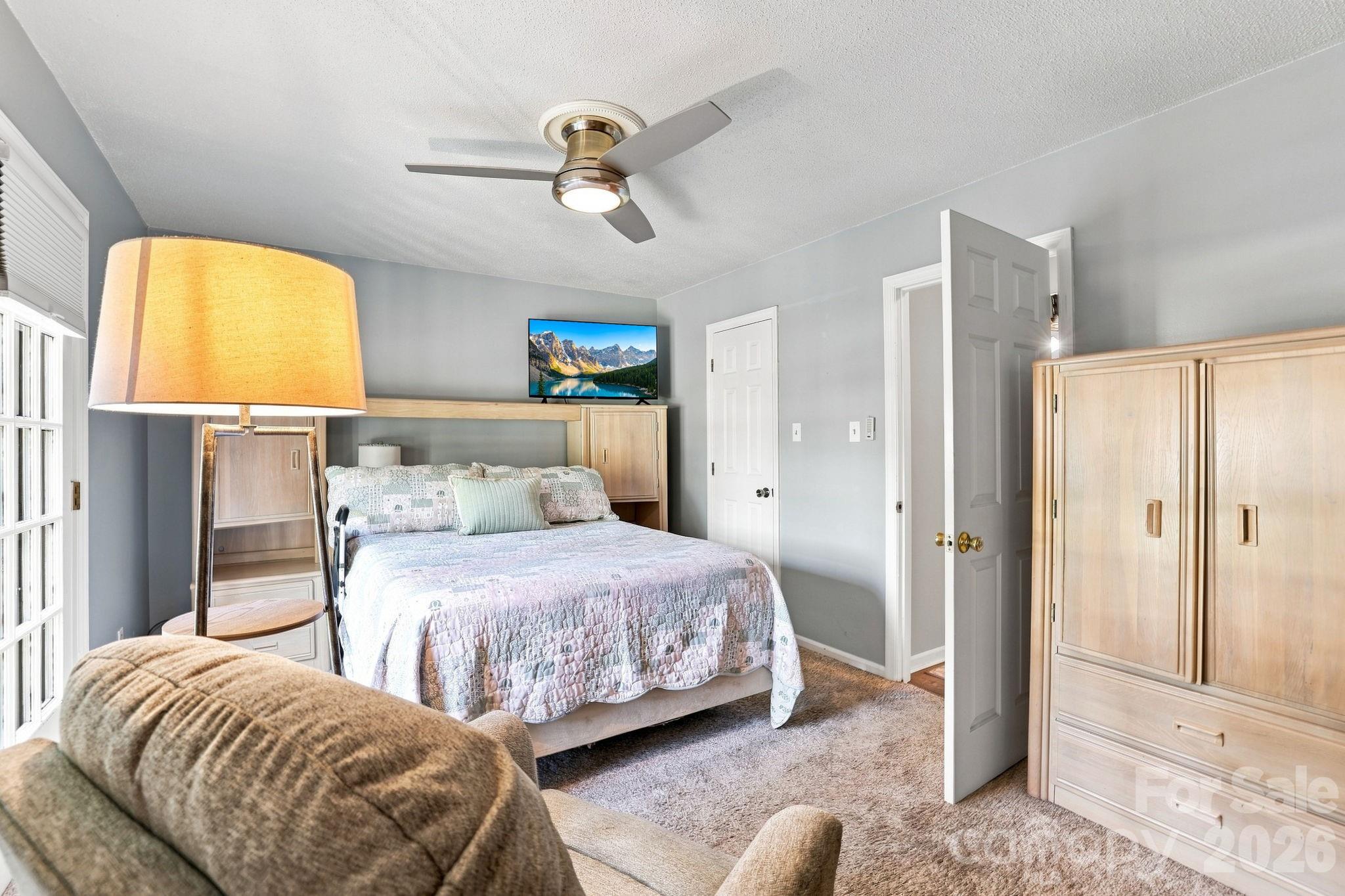 5421 Woodside Drive Property Photo 15