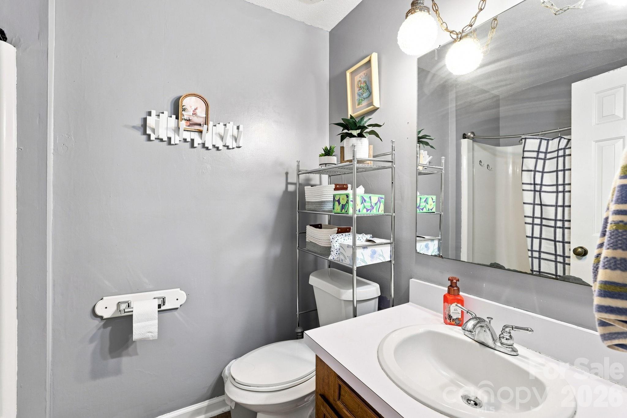 5421 Woodside Drive Property Photo 22