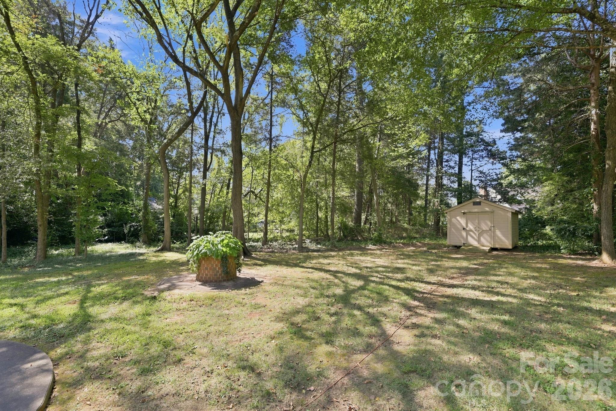 5421 Woodside Drive Property Photo 27