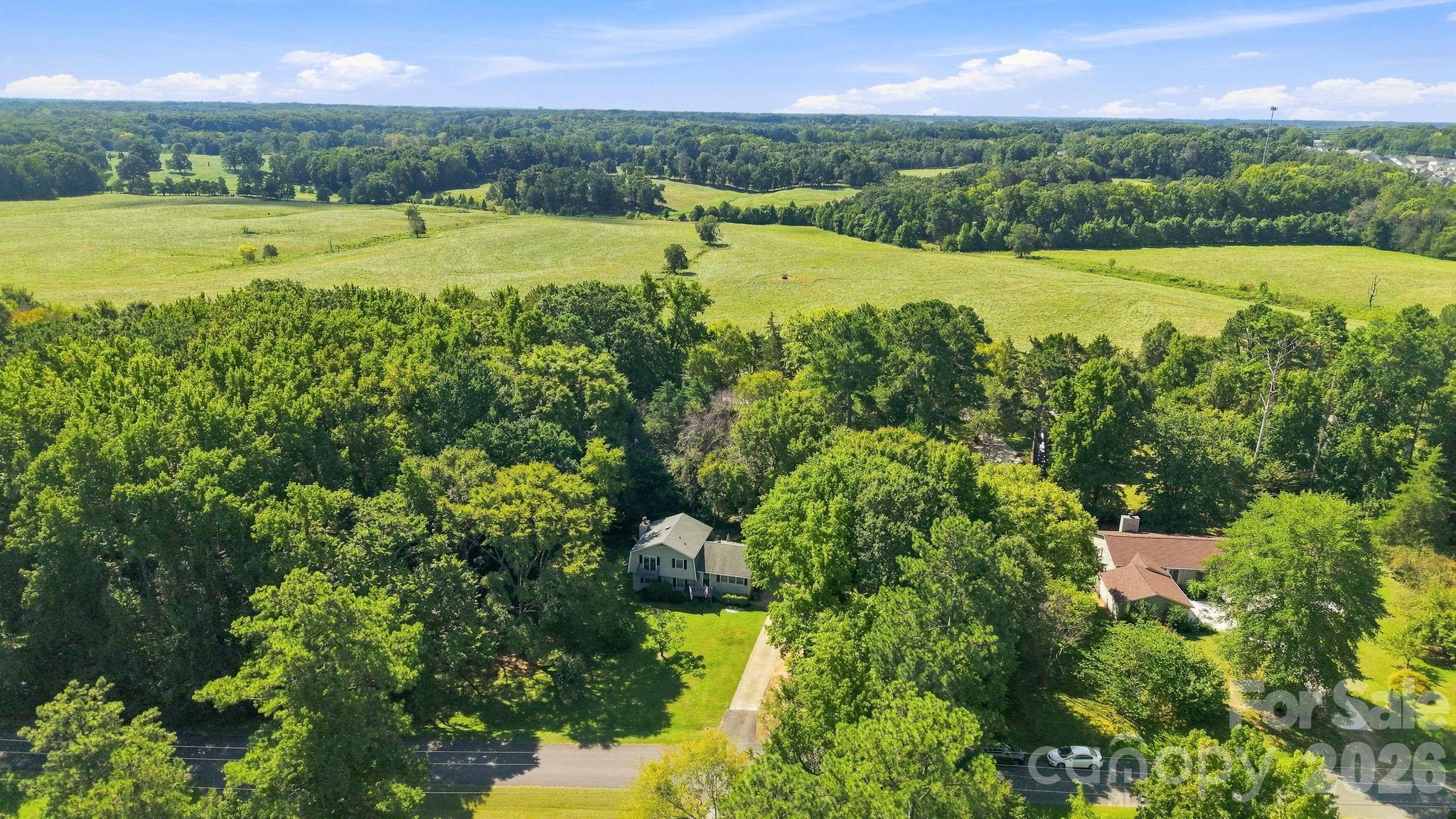 5421 Woodside Drive Property Photo 30