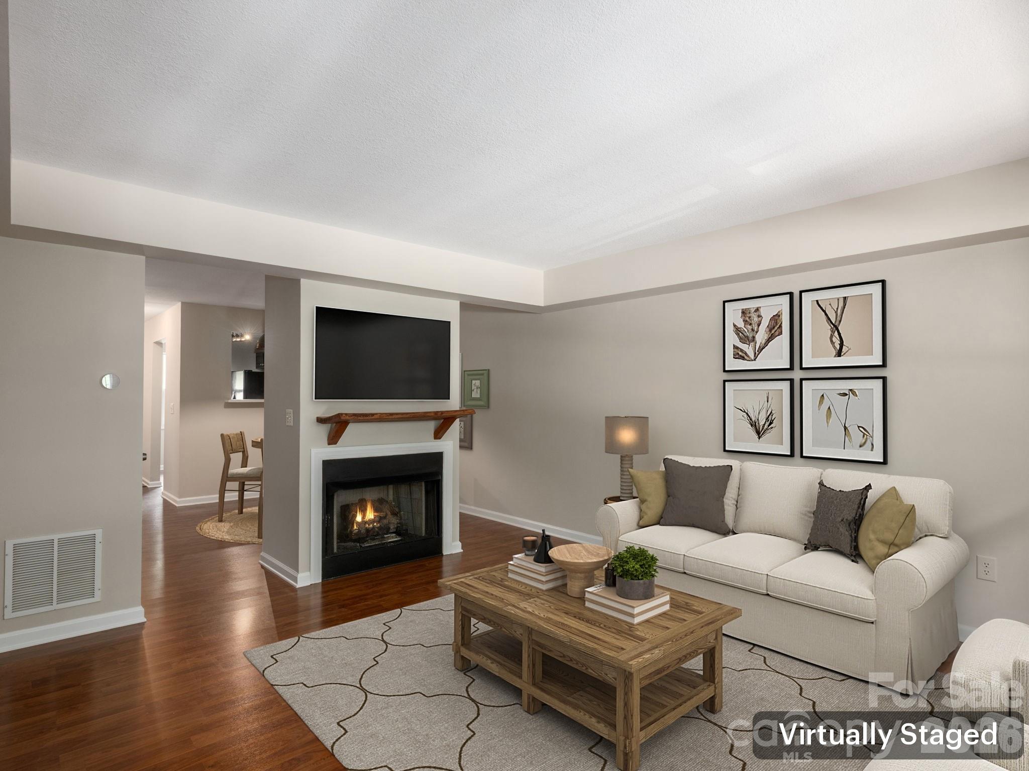 507 Carlyle Way Property Photo 6