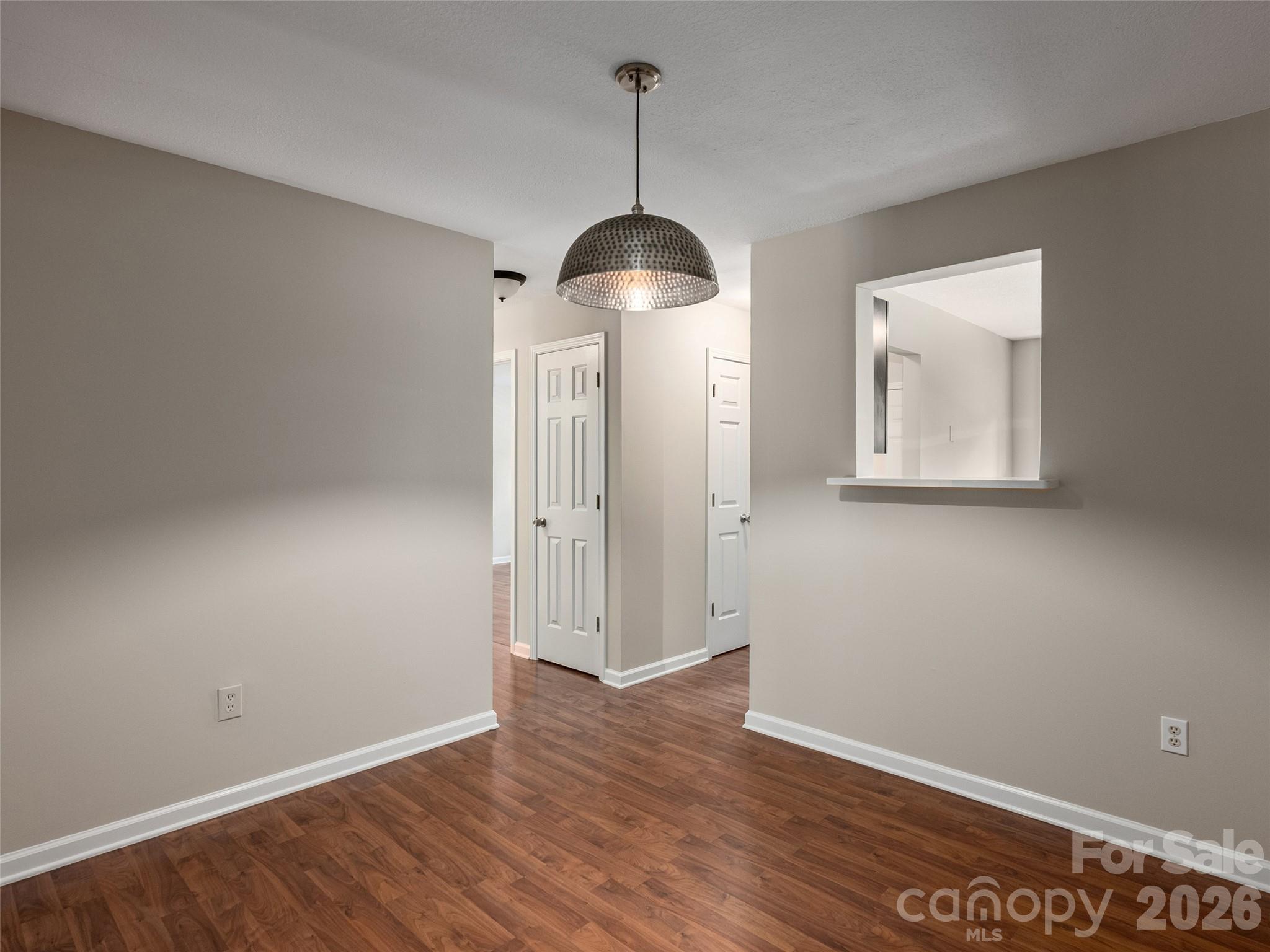 507 Carlyle Way Property Photo 9