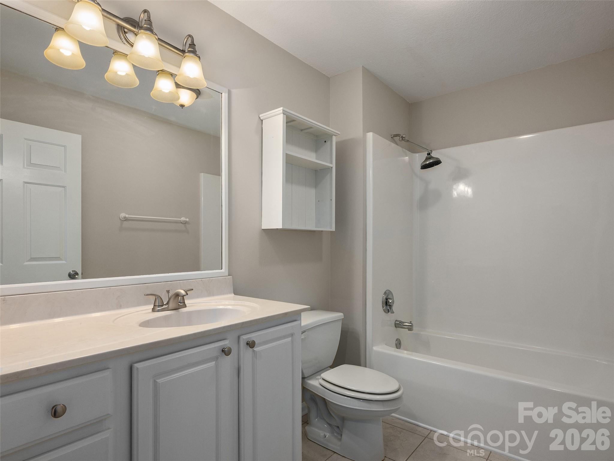 507 Carlyle Way Property Photo 16