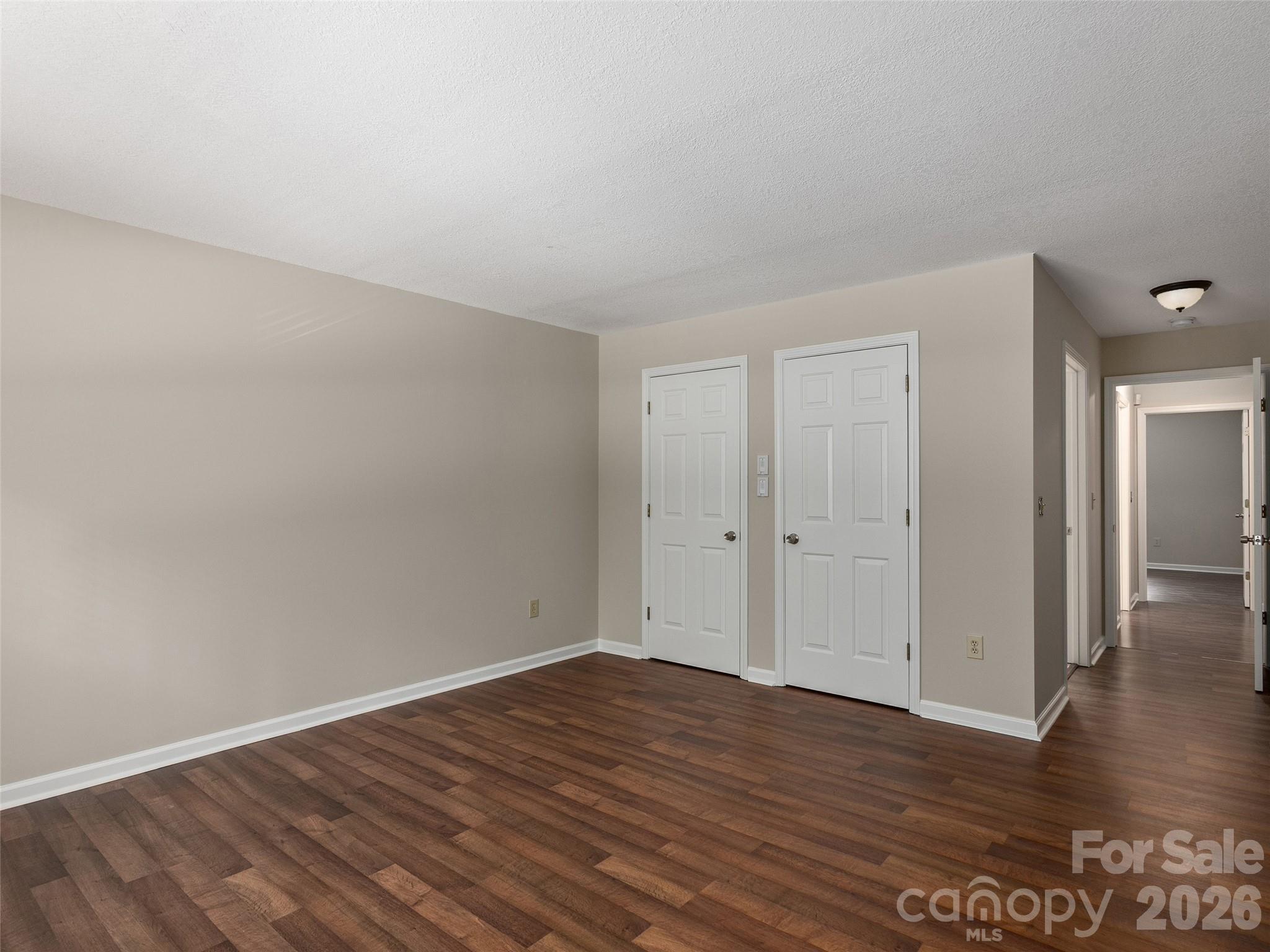 507 Carlyle Way Property Photo 19