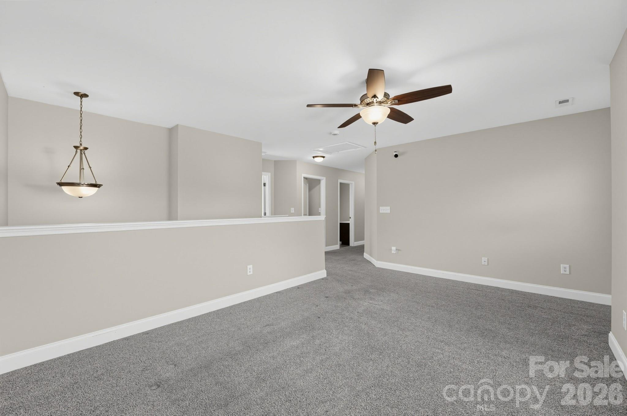 284 Oakbourne Lane Property Photo 14