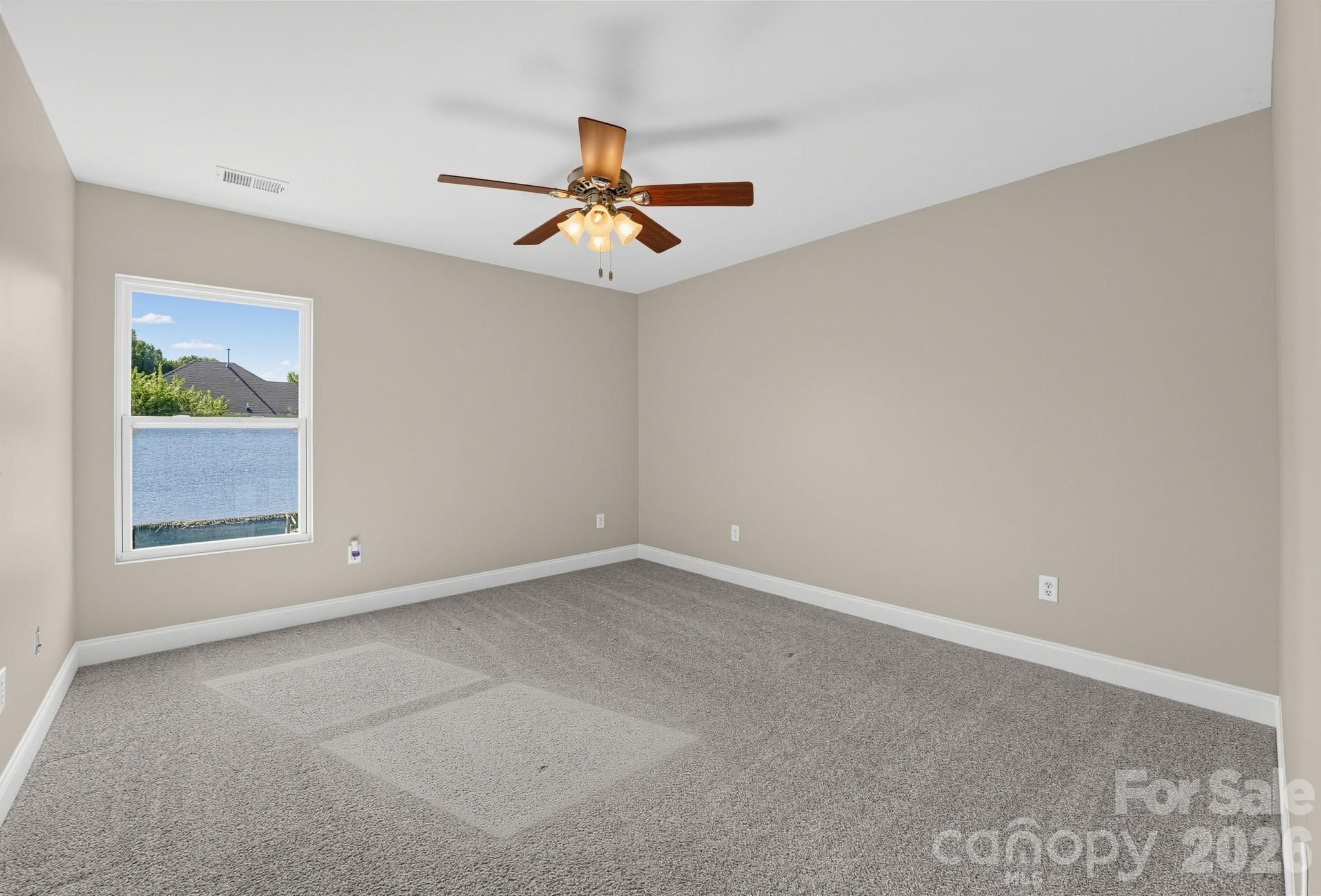 284 Oakbourne Lane Property Photo 19