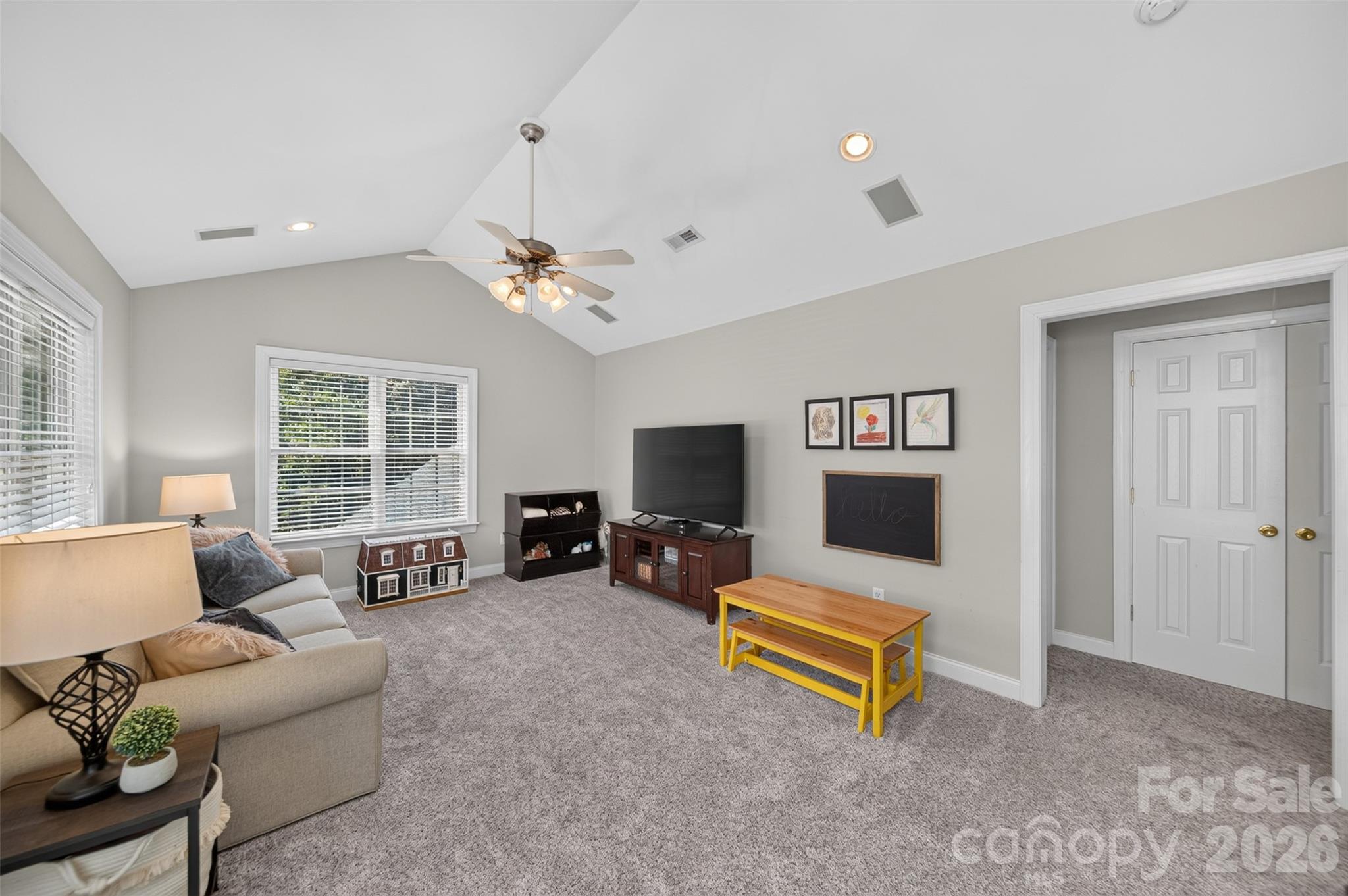 4043 Thompson Road Property Photo 25