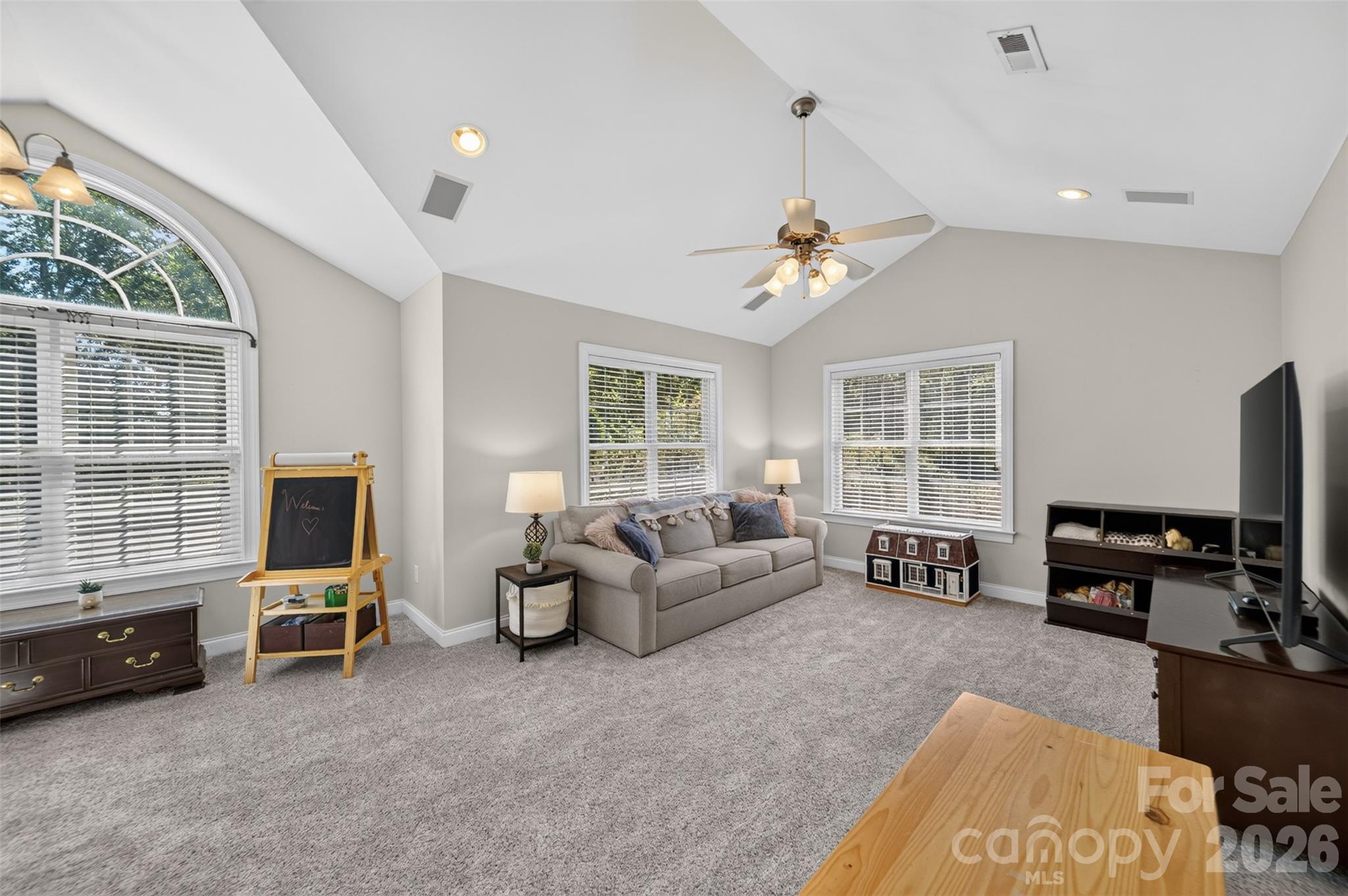 4043 Thompson Road Property Photo 26