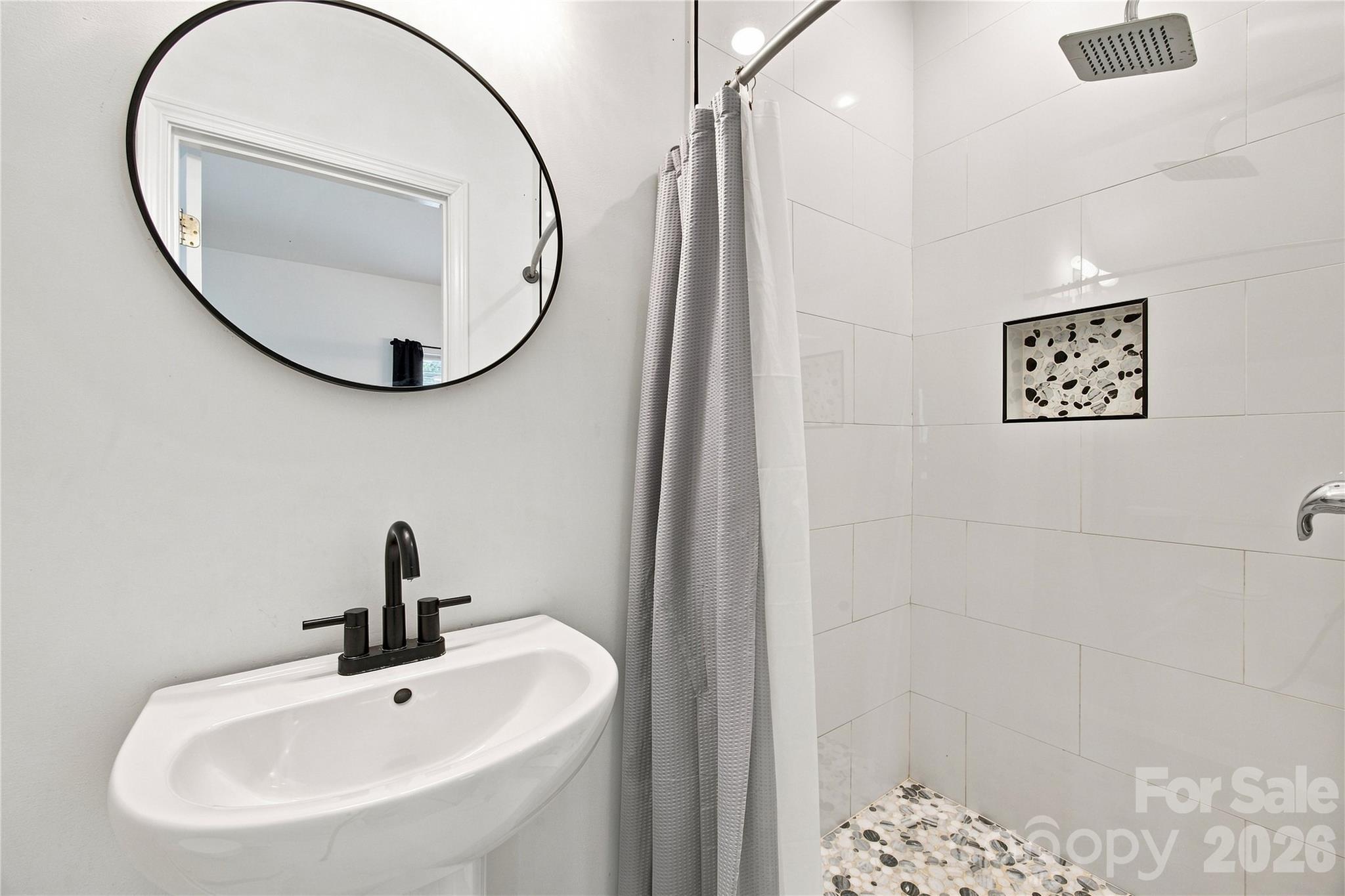 103 Pleasant Hill Street Property Photo 4
