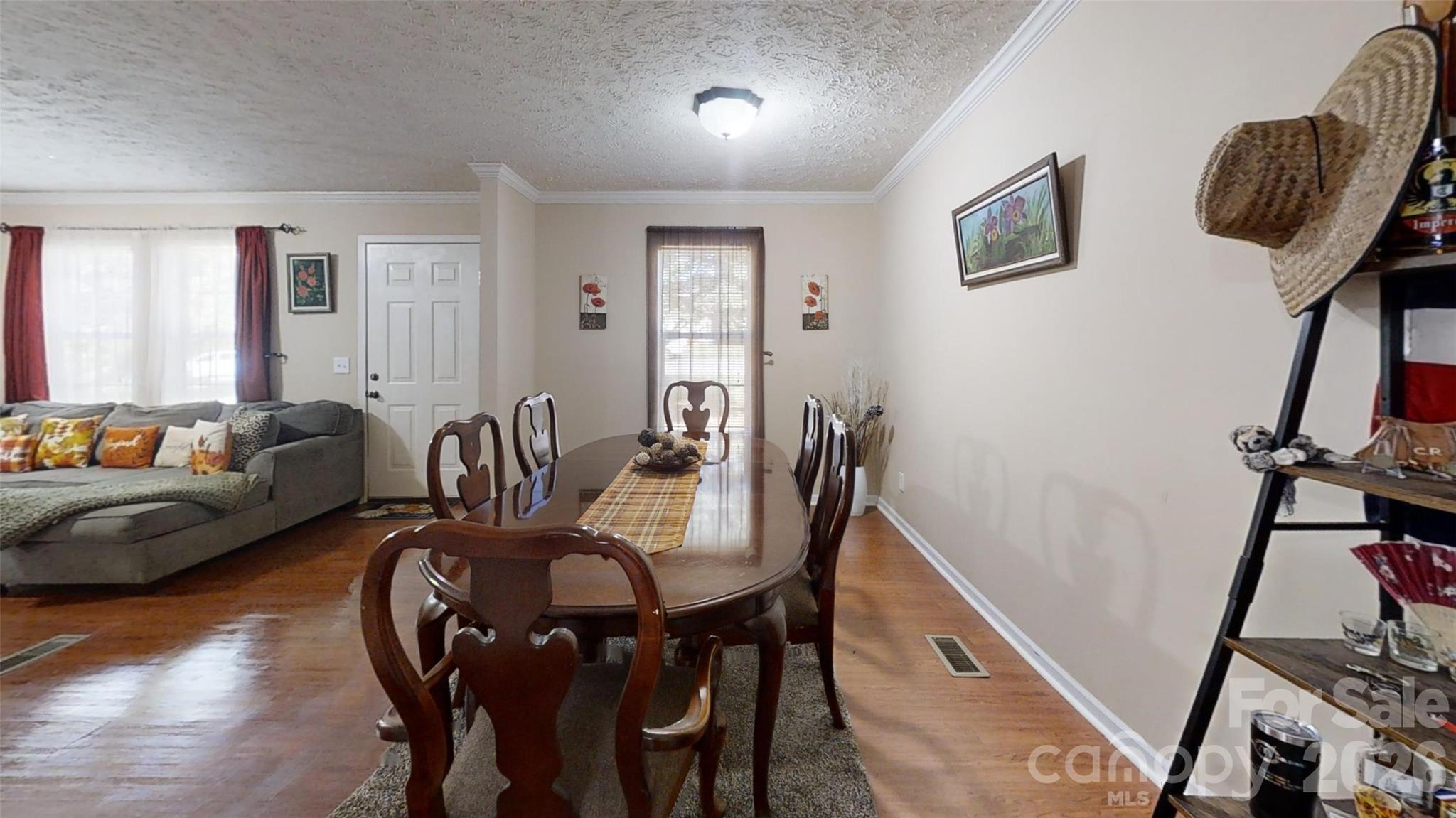109 Grand Acres Lane Property Photo 4