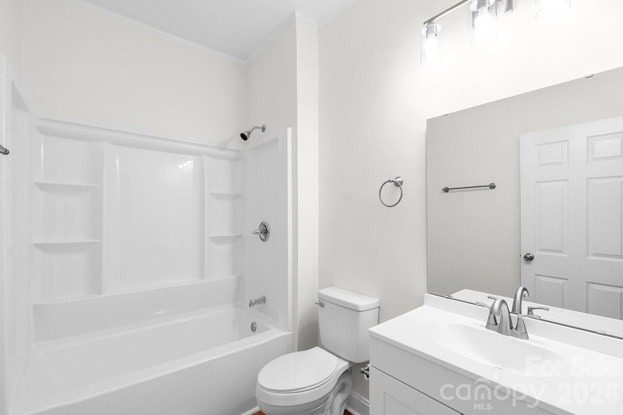 204 Pleasant Street Property Photo 10