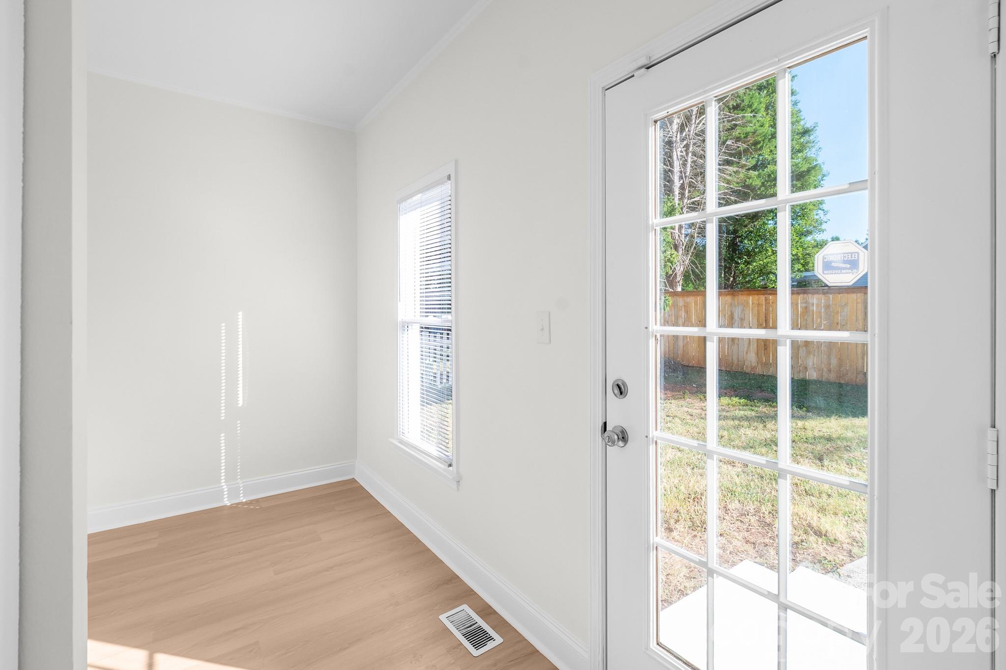 204 Pleasant Street Property Photo 17