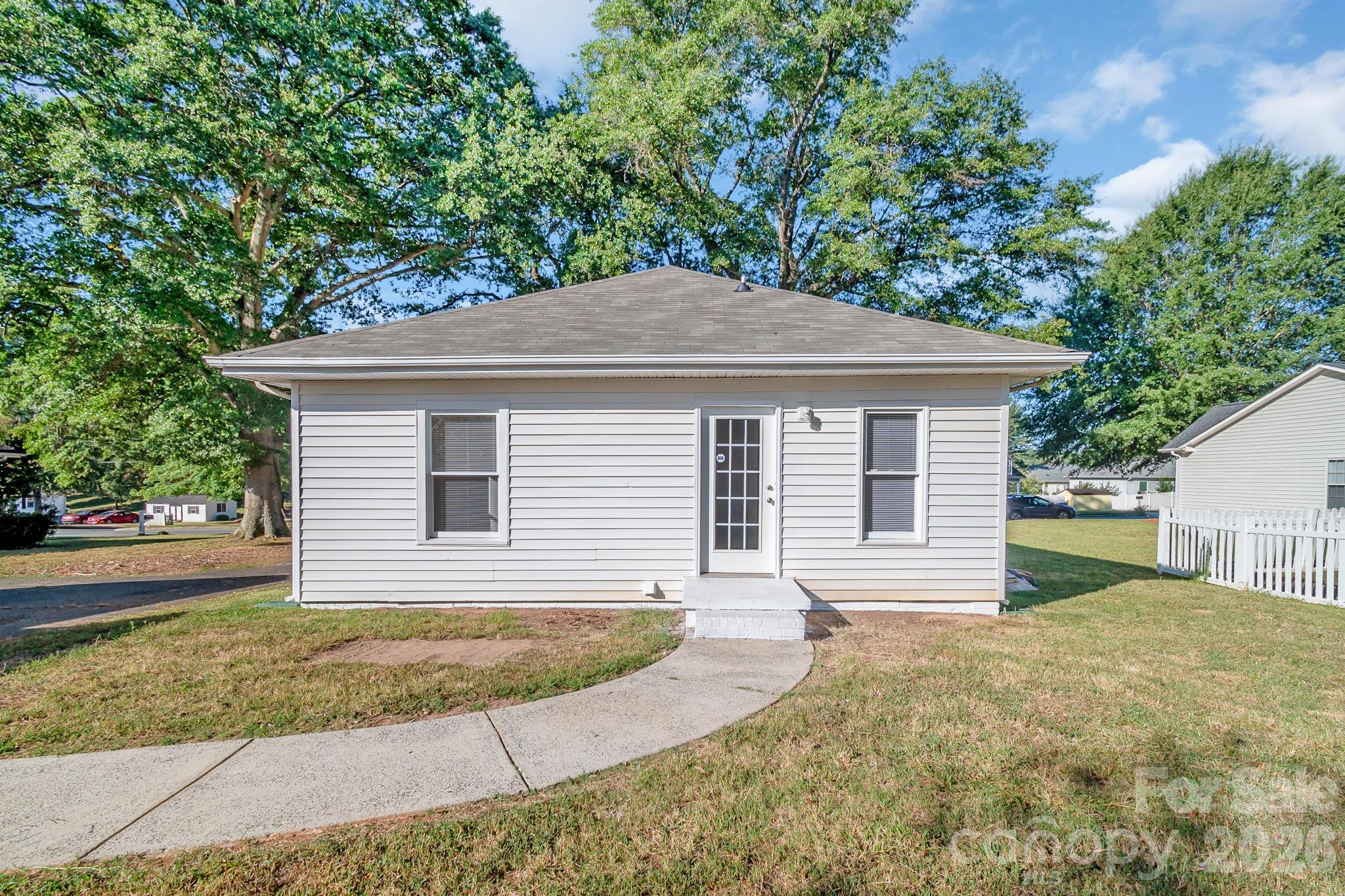 204 Pleasant Street Property Photo 27
