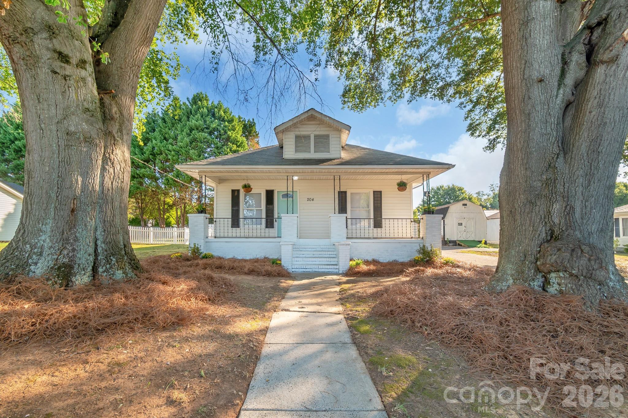 204 Pleasant Street Property Photo 28