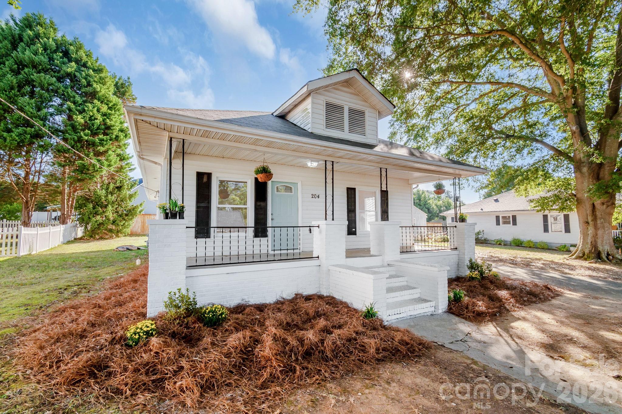204 Pleasant Street Property Photo 38
