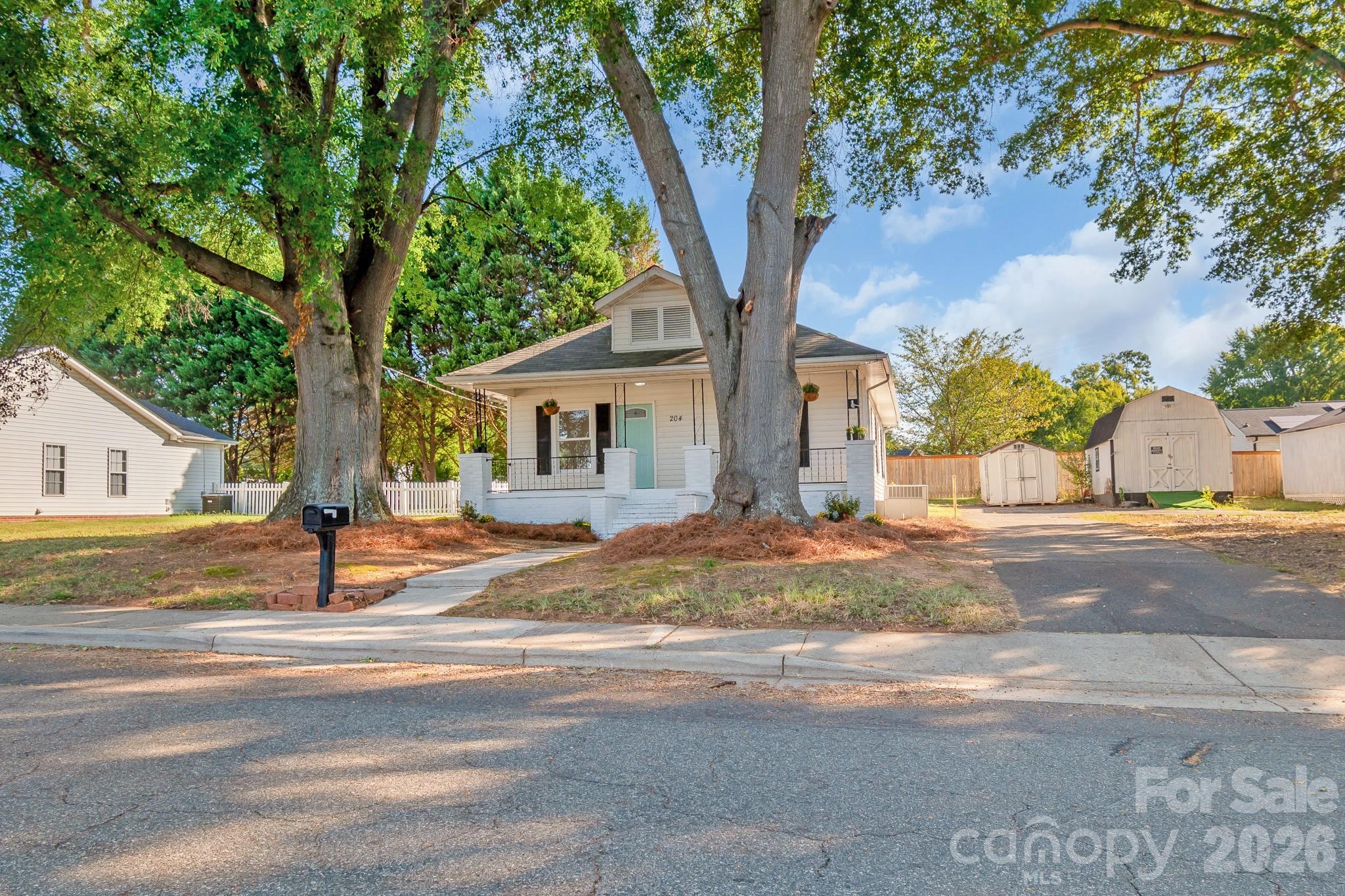 204 Pleasant Street Property Photo 44