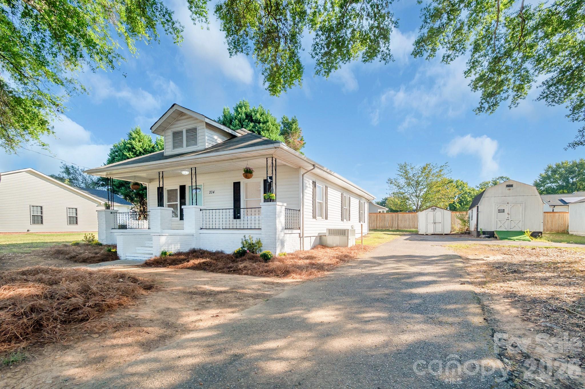 204 Pleasant Street Property Photo 47
