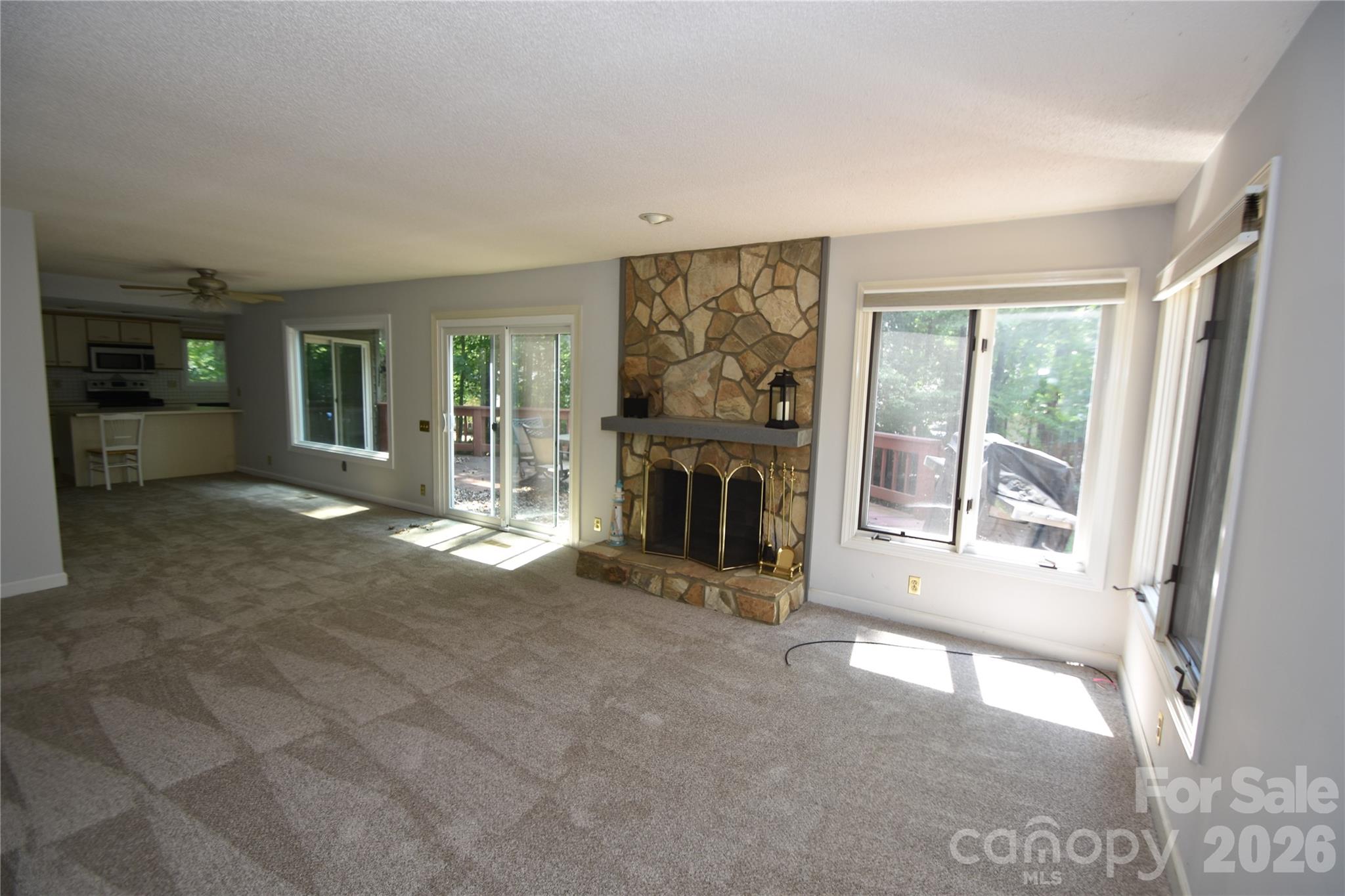 1800 Stockwell Court Property Photo 5