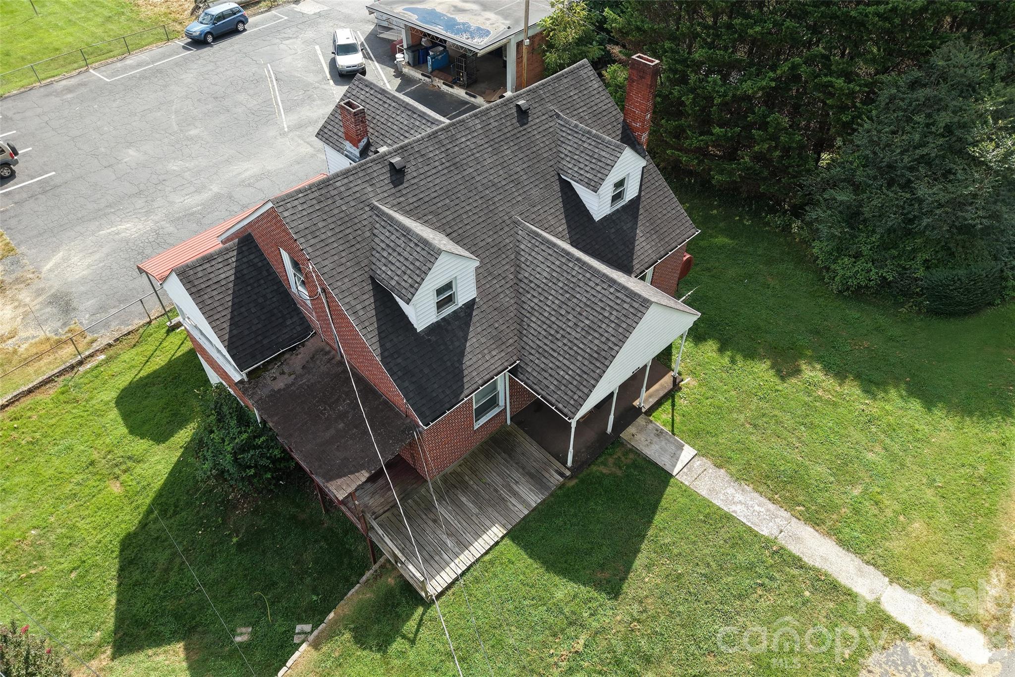 164 N Mitchell Avenue Property Photo 1