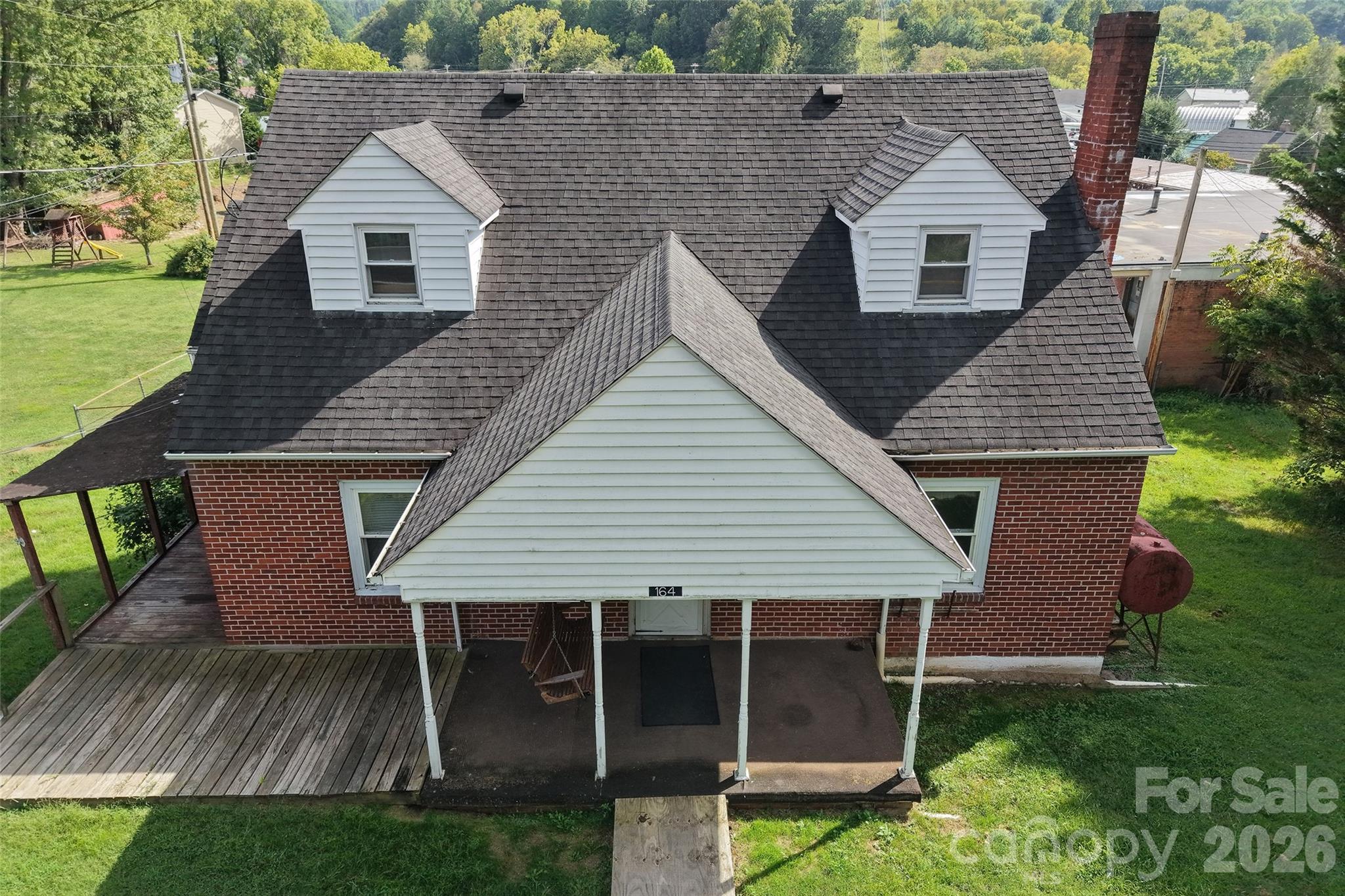 164 N Mitchell Avenue Property Photo 2
