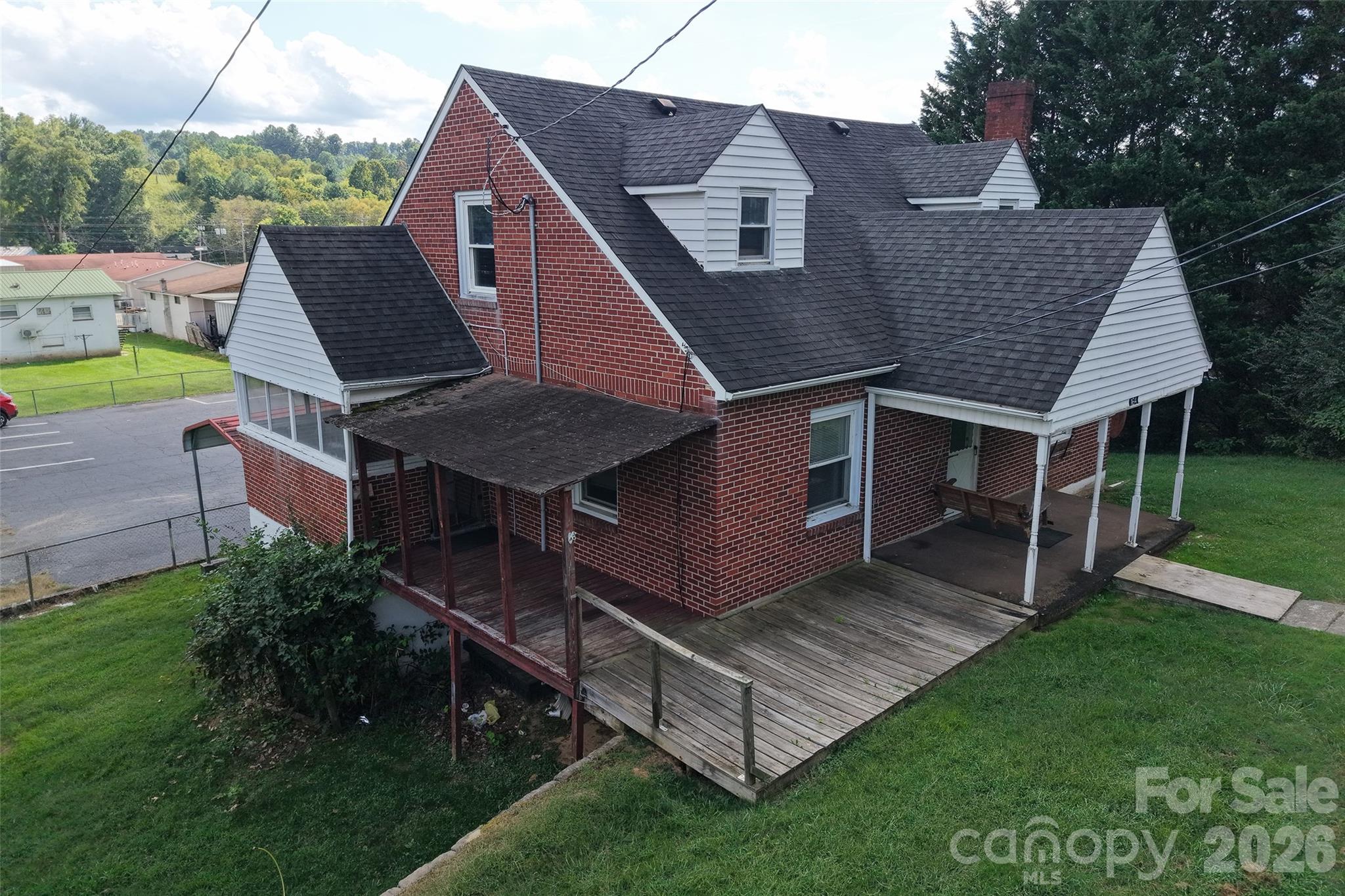 164 N Mitchell Avenue Property Photo 7