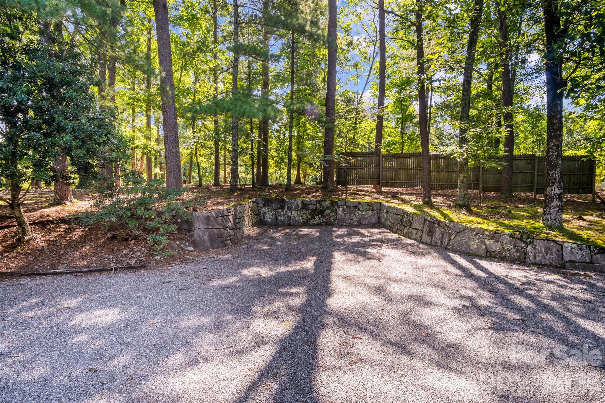 1137 Mountain Laurel Drive Property Photo 48