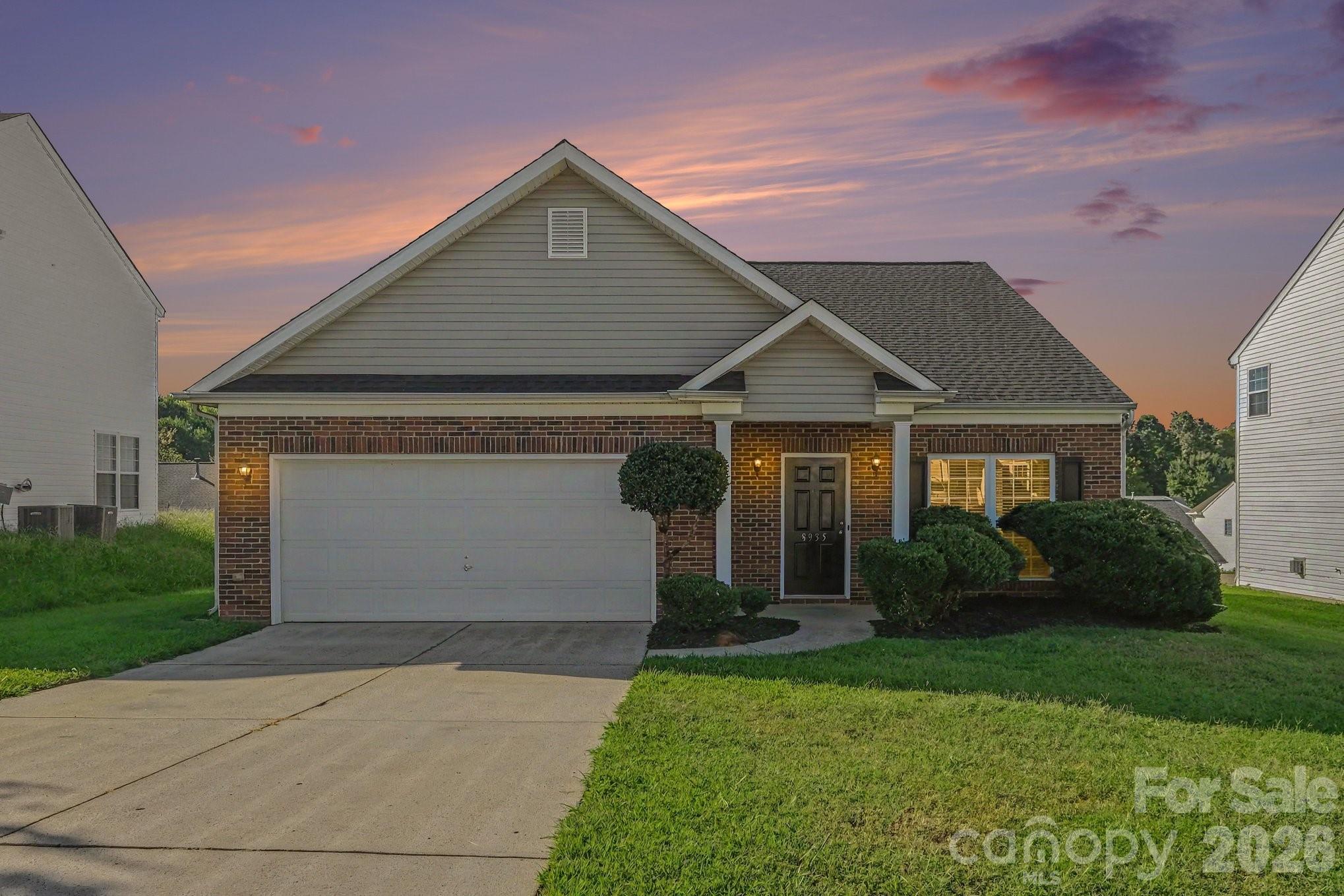 8935 Hedge Maple Road Property Photo 1