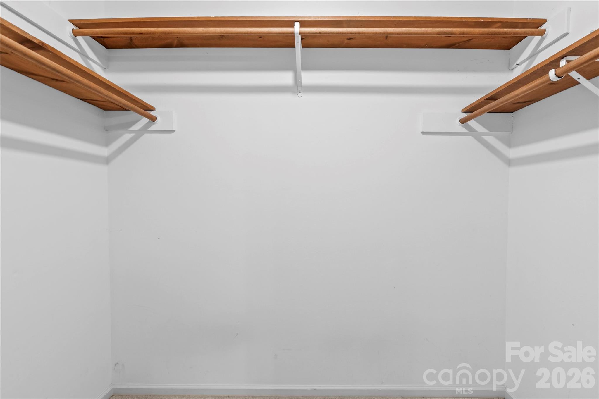 499 Reigate Drive Property Photo 22