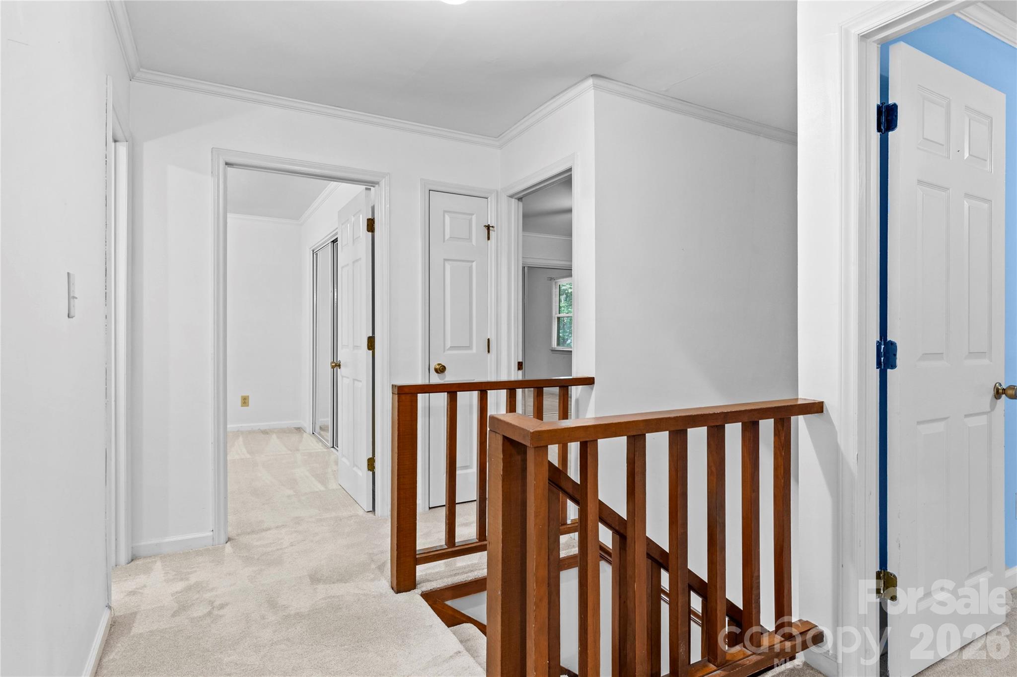 499 Reigate Drive Property Photo 24