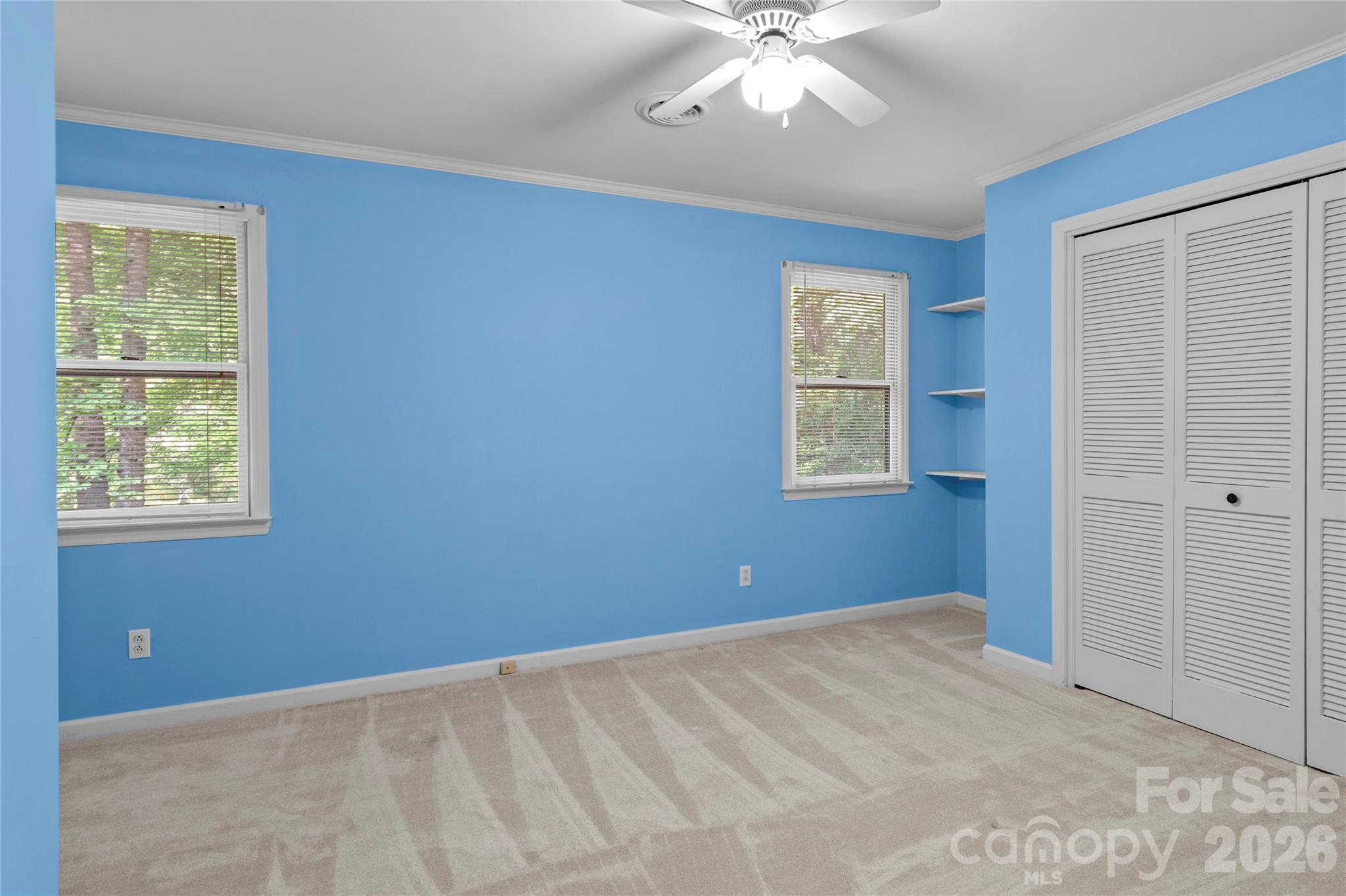 499 Reigate Drive Property Photo 25
