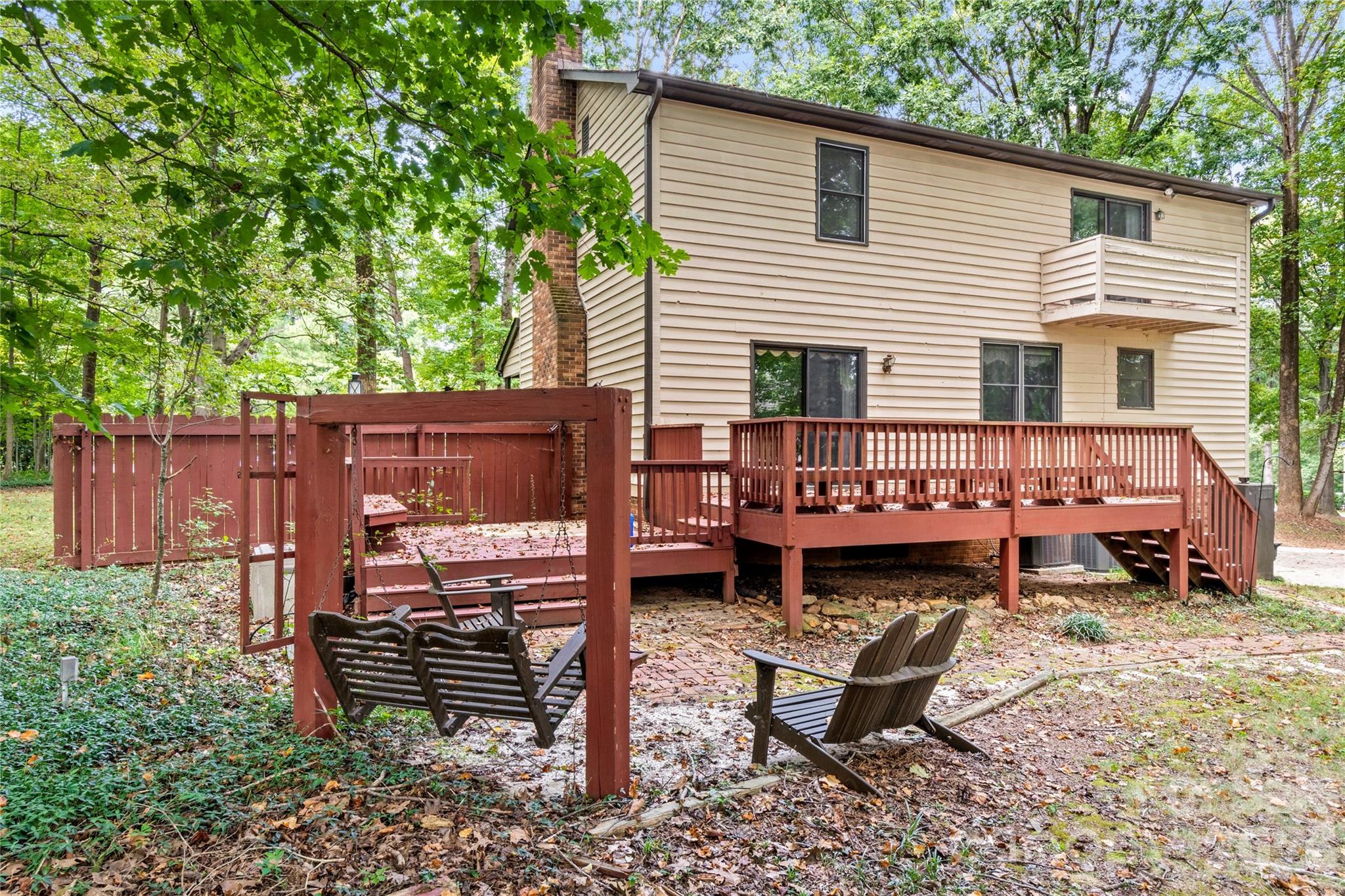 499 Reigate Drive Property Photo 37