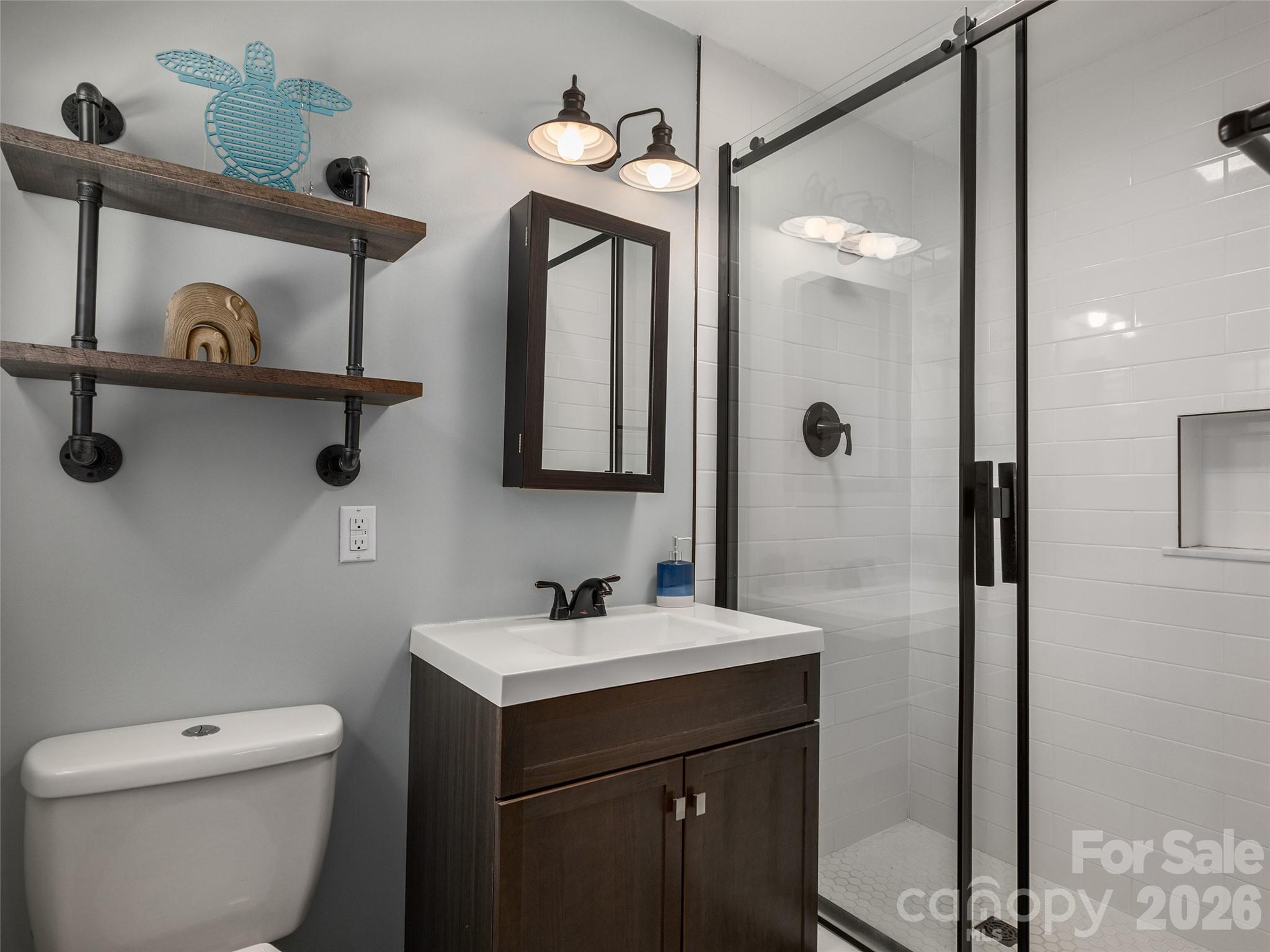 182 Locust Court Property Photo 15