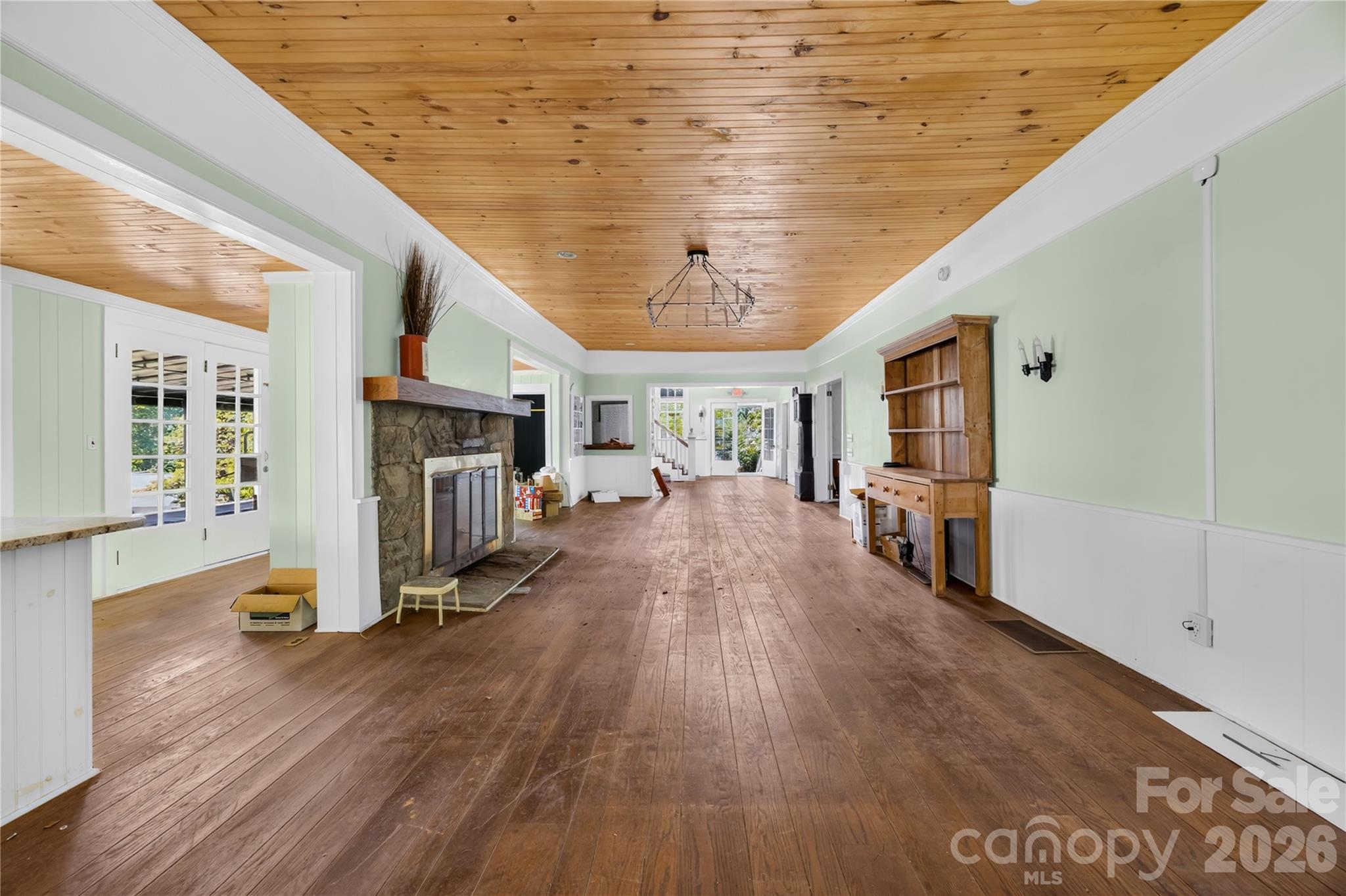85 Pinecrest Lane Property Photo 7