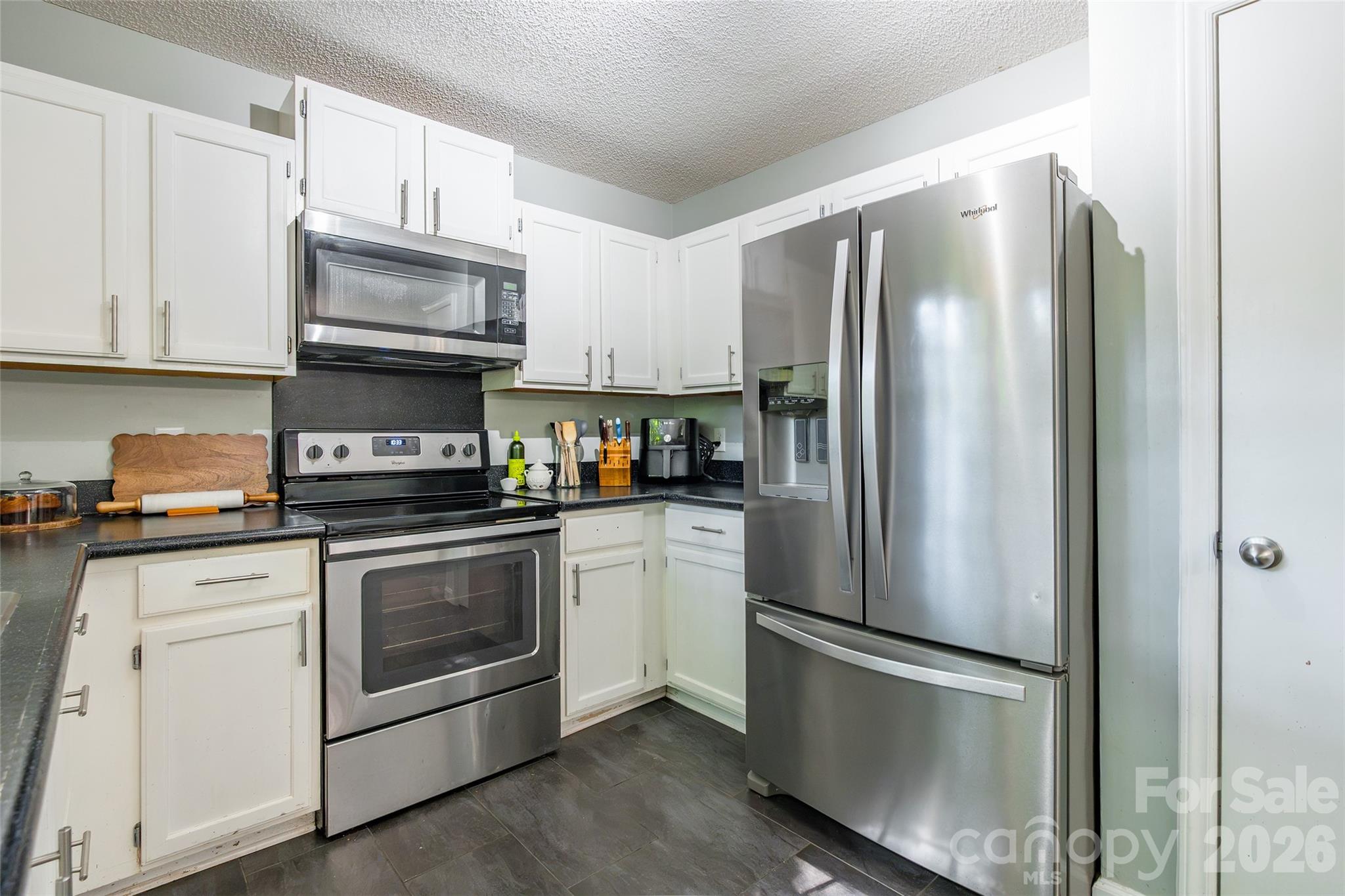 8514 Lockerbie Lane Property Photo 7