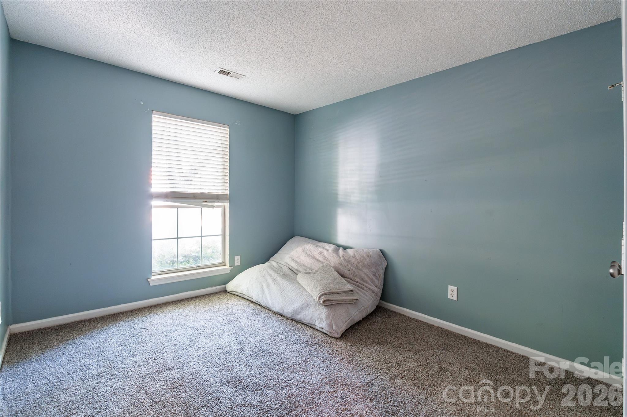 8514 Lockerbie Lane Property Photo 15