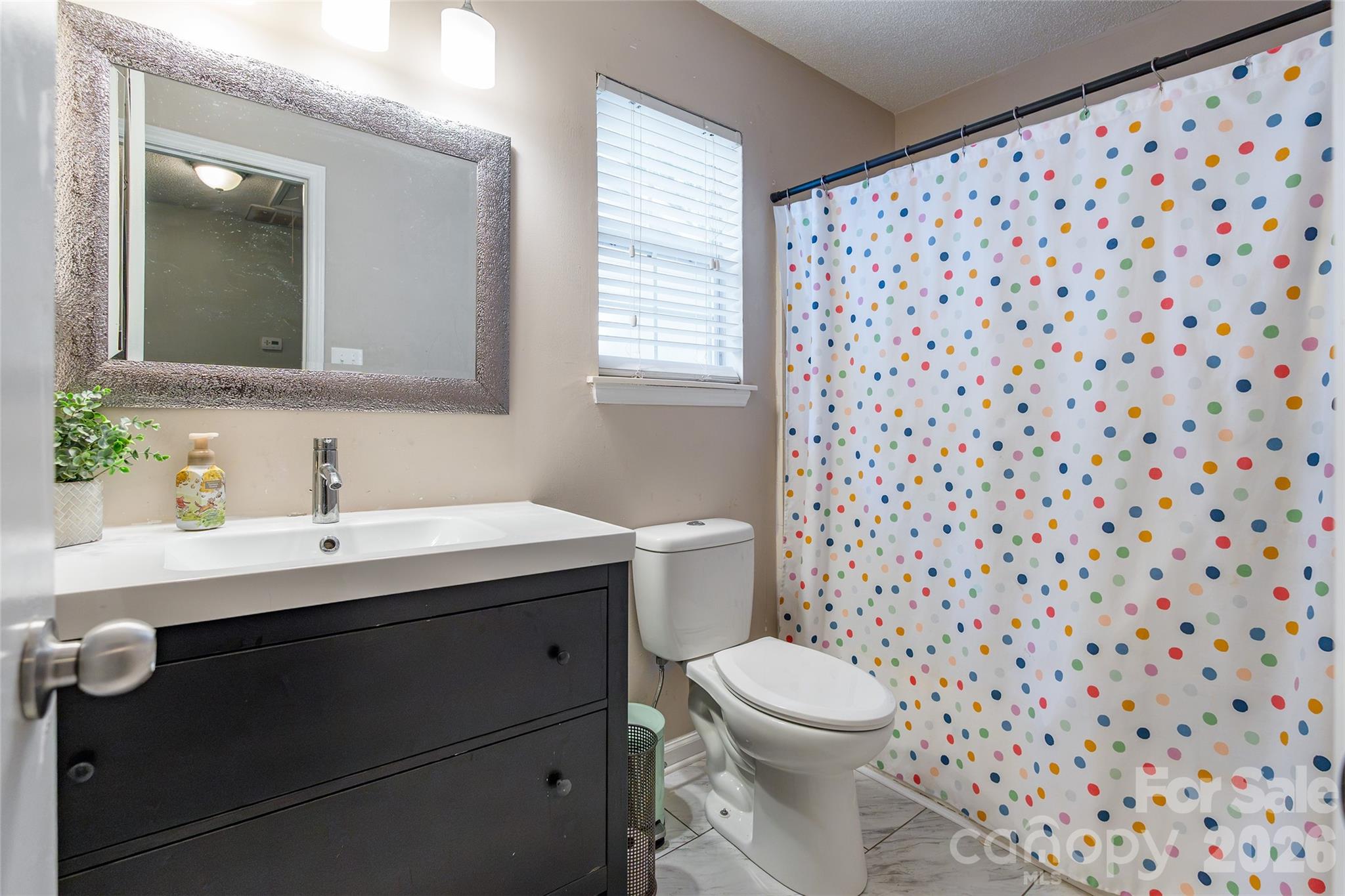 8514 Lockerbie Lane Property Photo 17