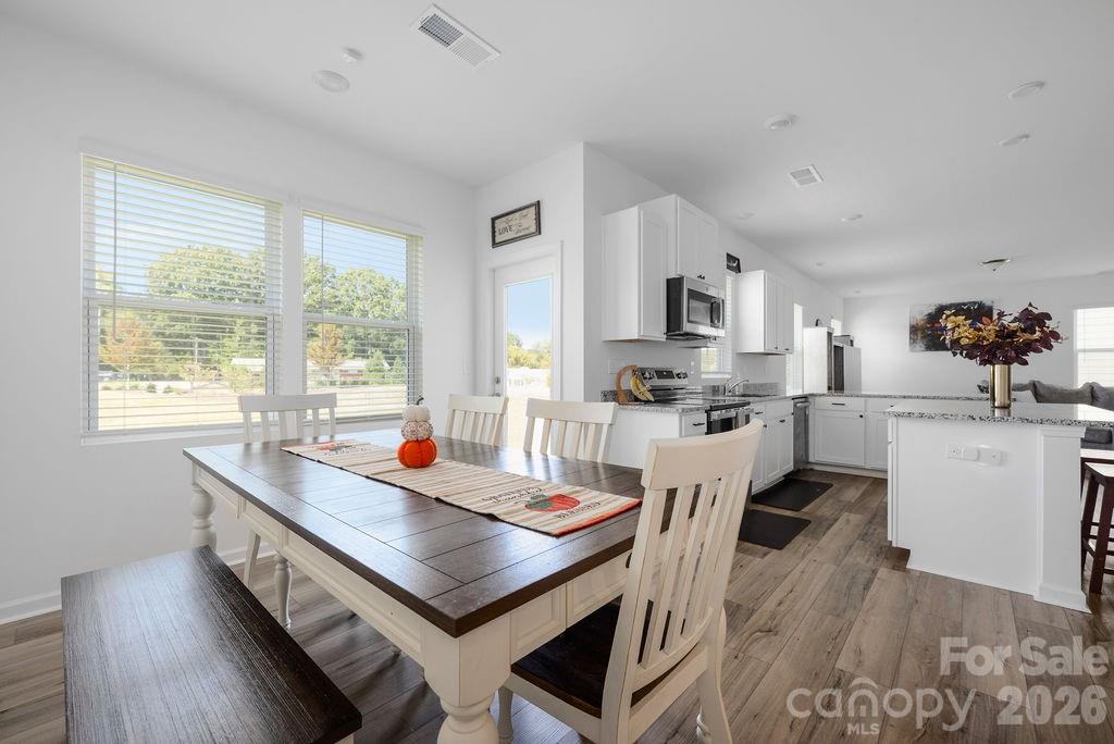 2624 Clipper Court Property Photo 16