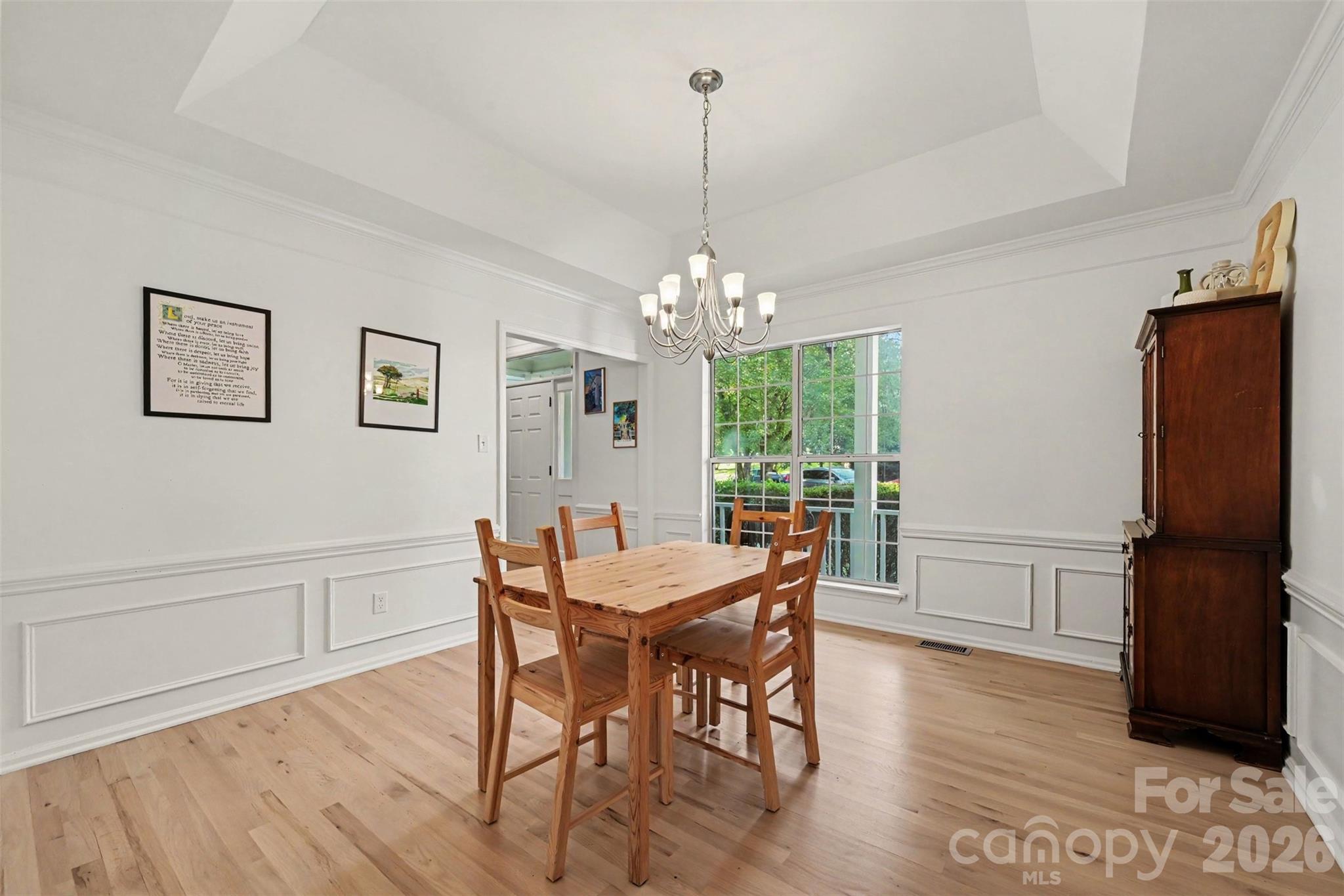 3524 Crescent Knoll Drive Property Photo 7