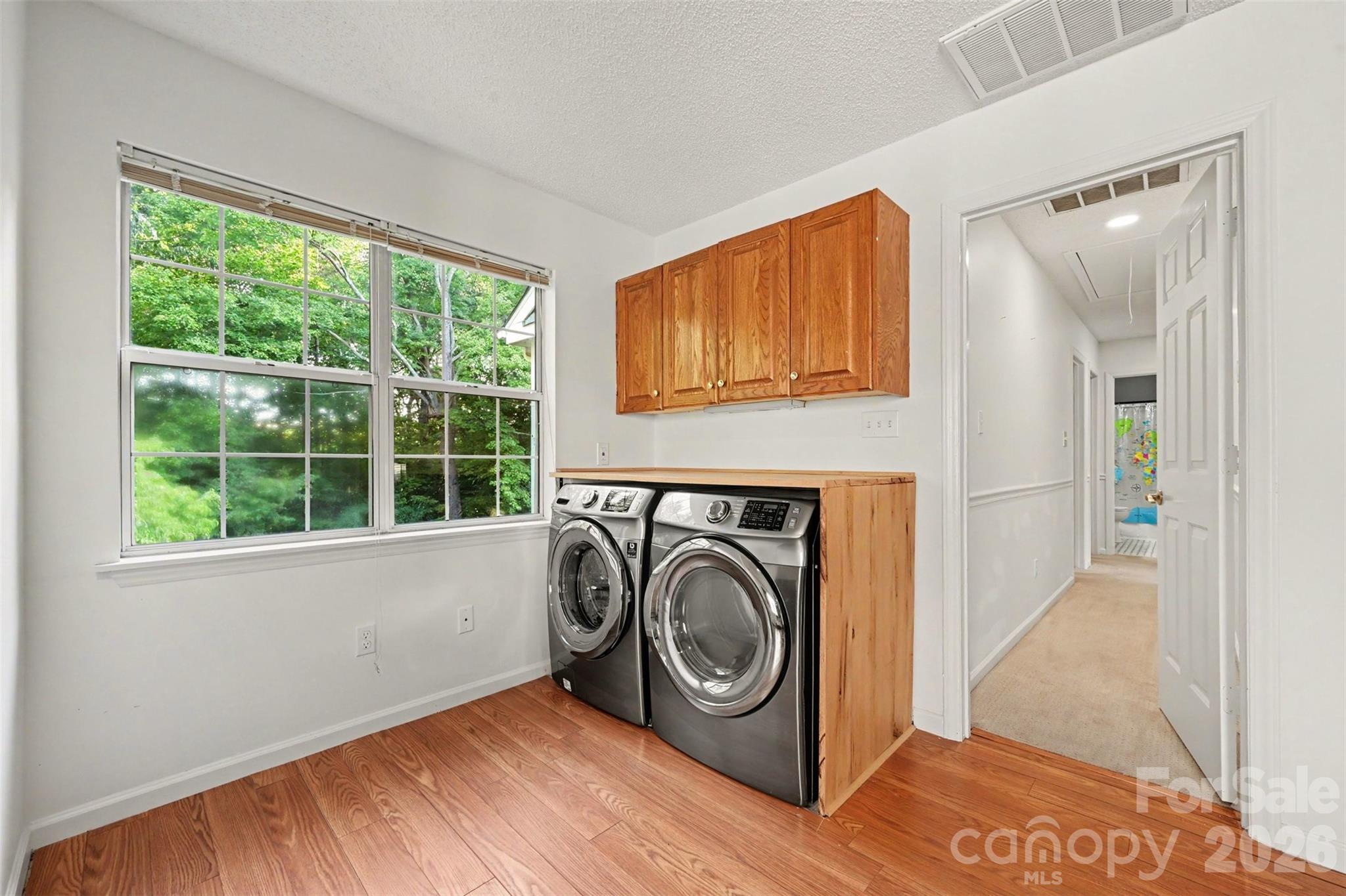 3524 Crescent Knoll Drive Property Photo 27