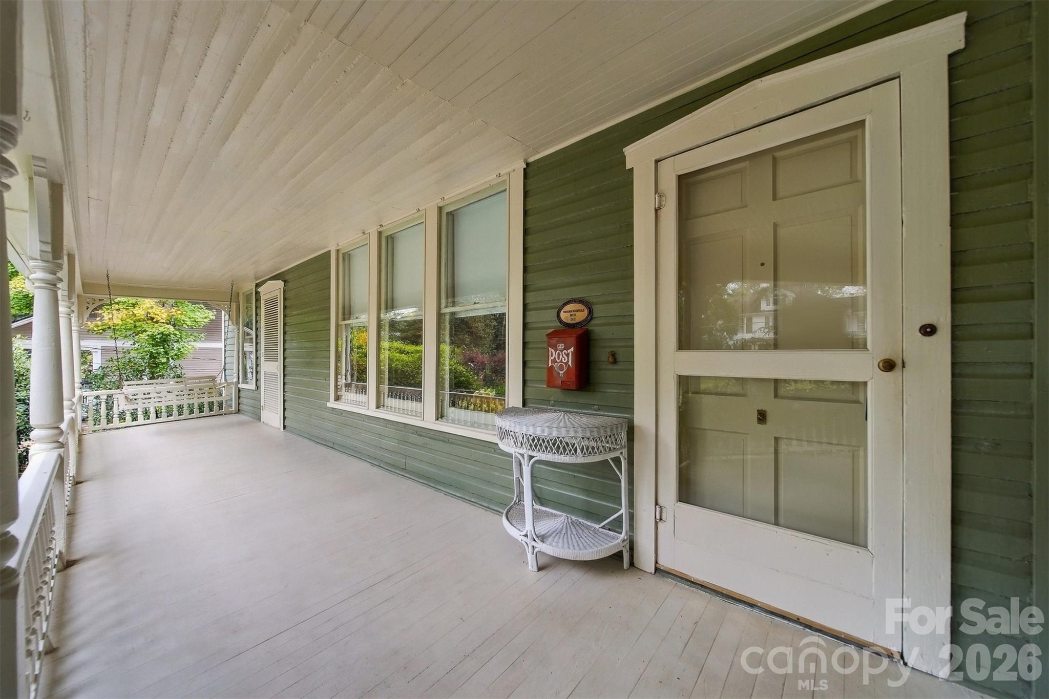 364 6th Street Property Photo 3