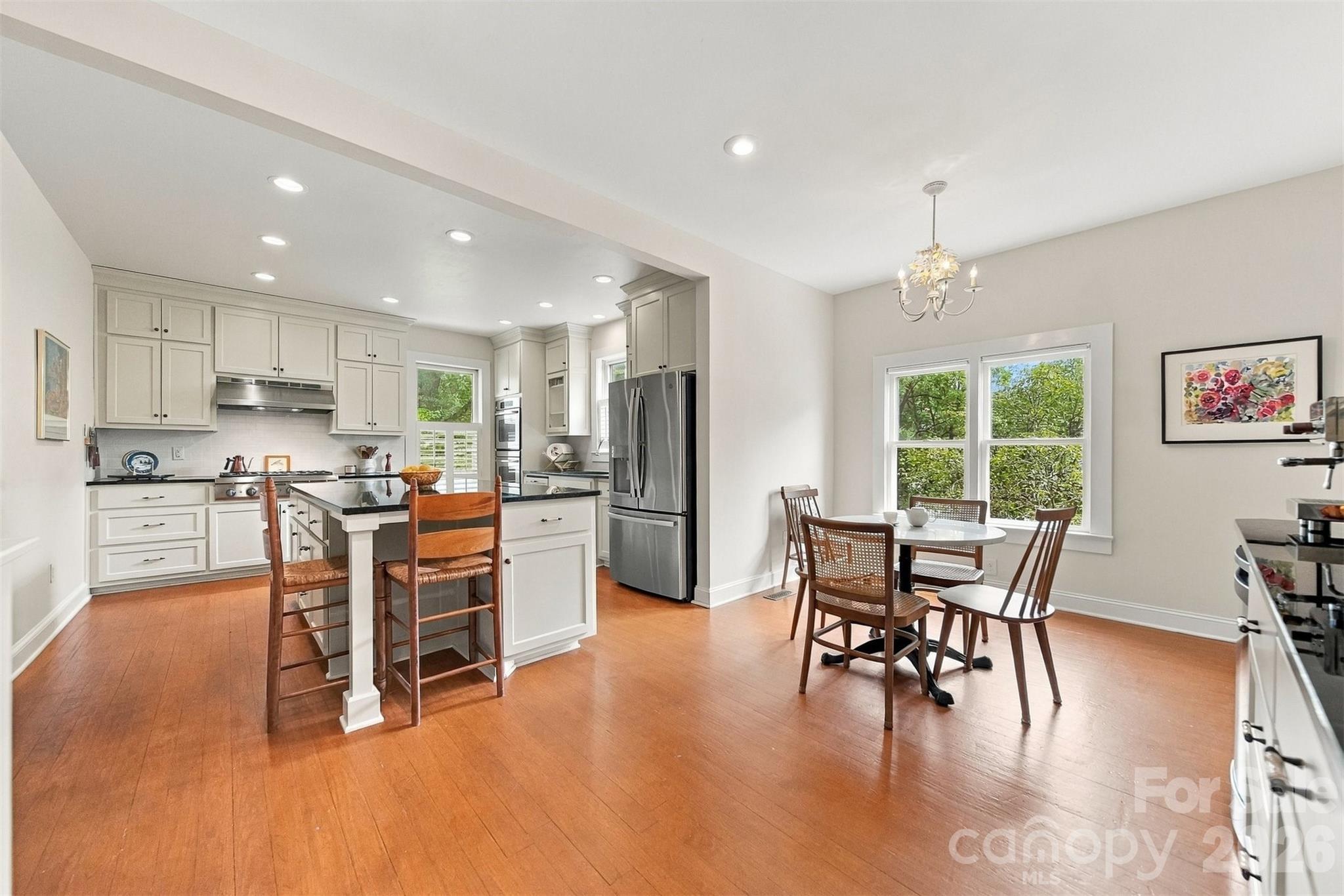 364 6th Street Property Photo 15